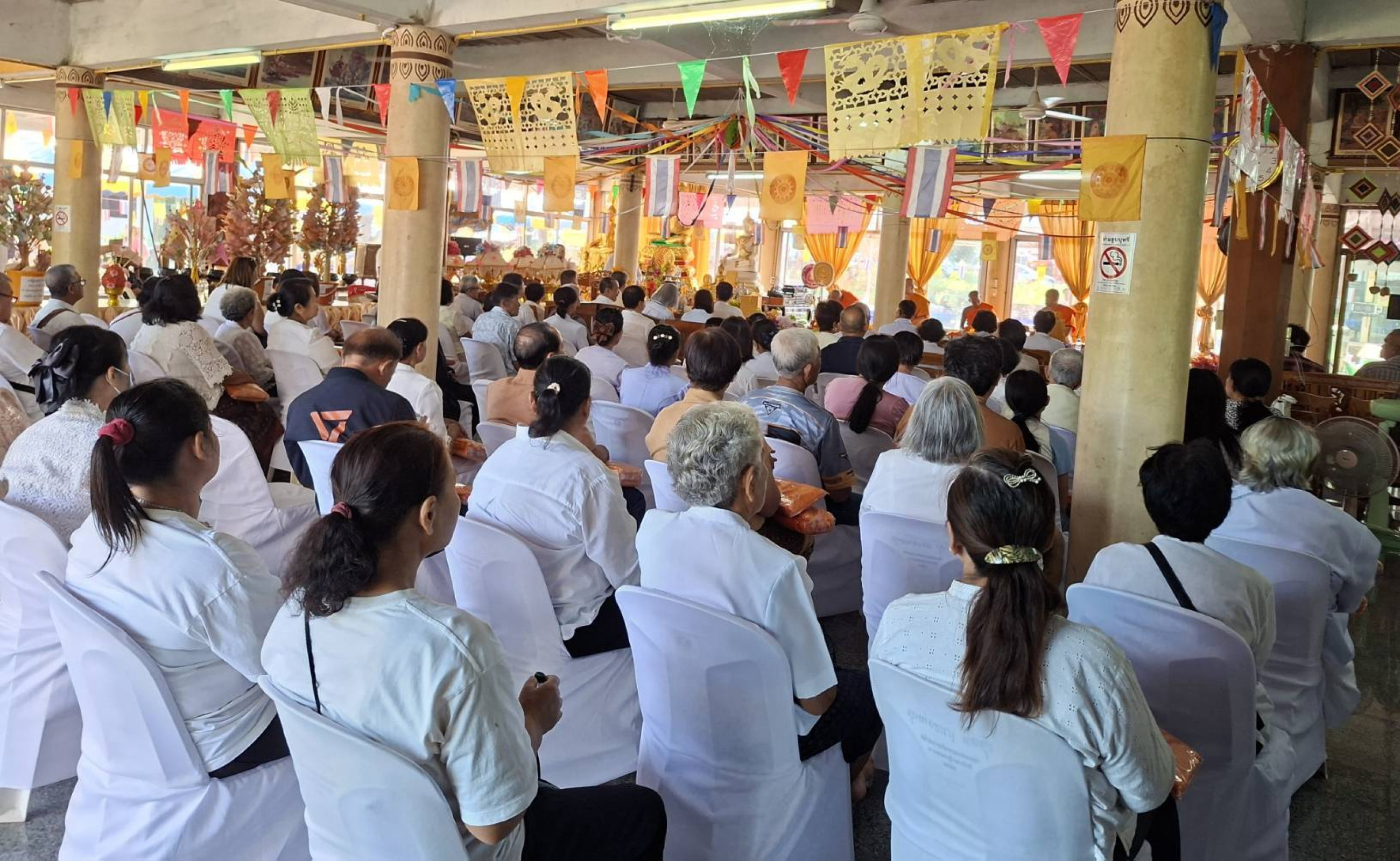 ภาพร่วมพิธีกรรมสำนักสงฆ์หนองสองเฒ่า