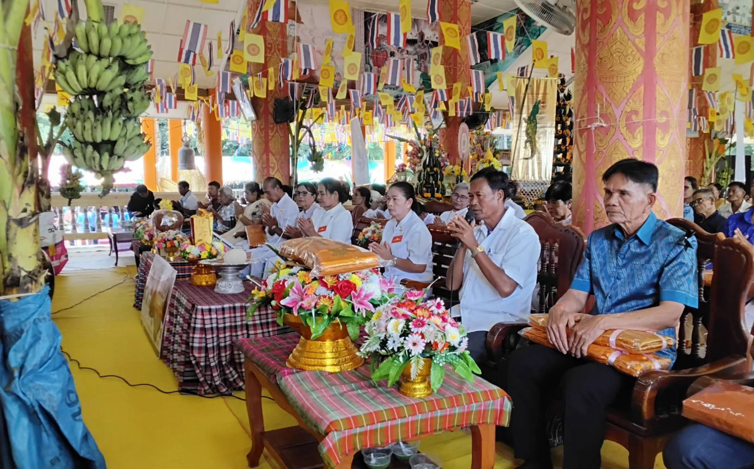 ภาพร่วมพิธีกรรมวัดประคองราษฎร์