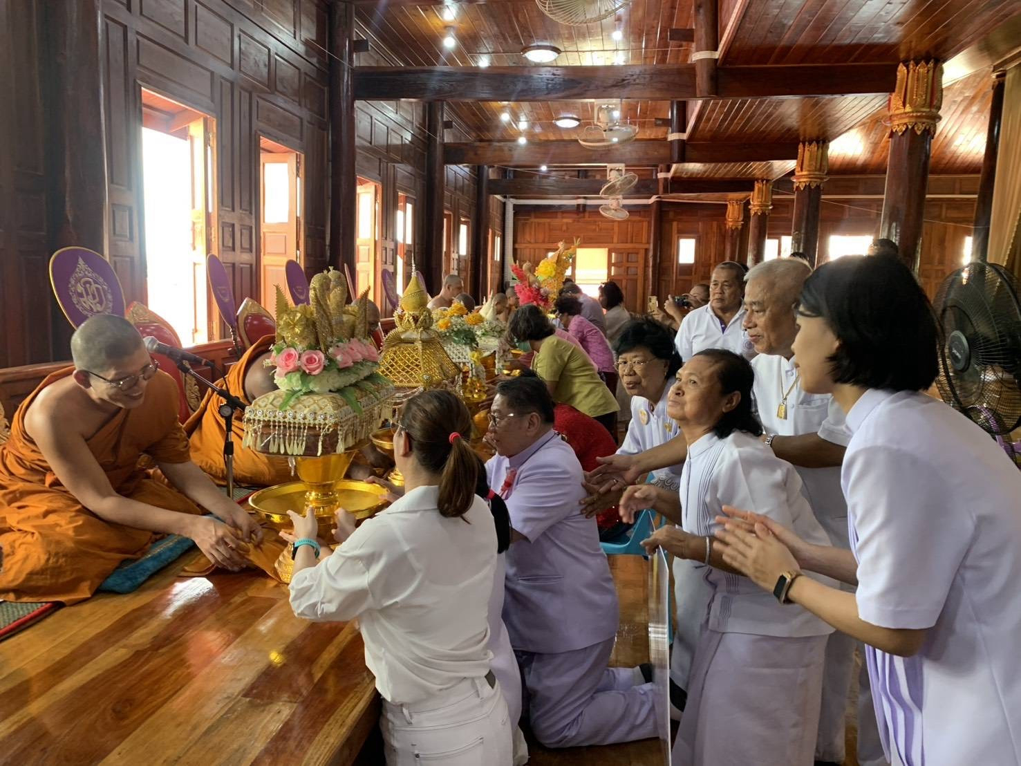 ภาพร่วมพิธีกรรมวัดม่วงหวาน