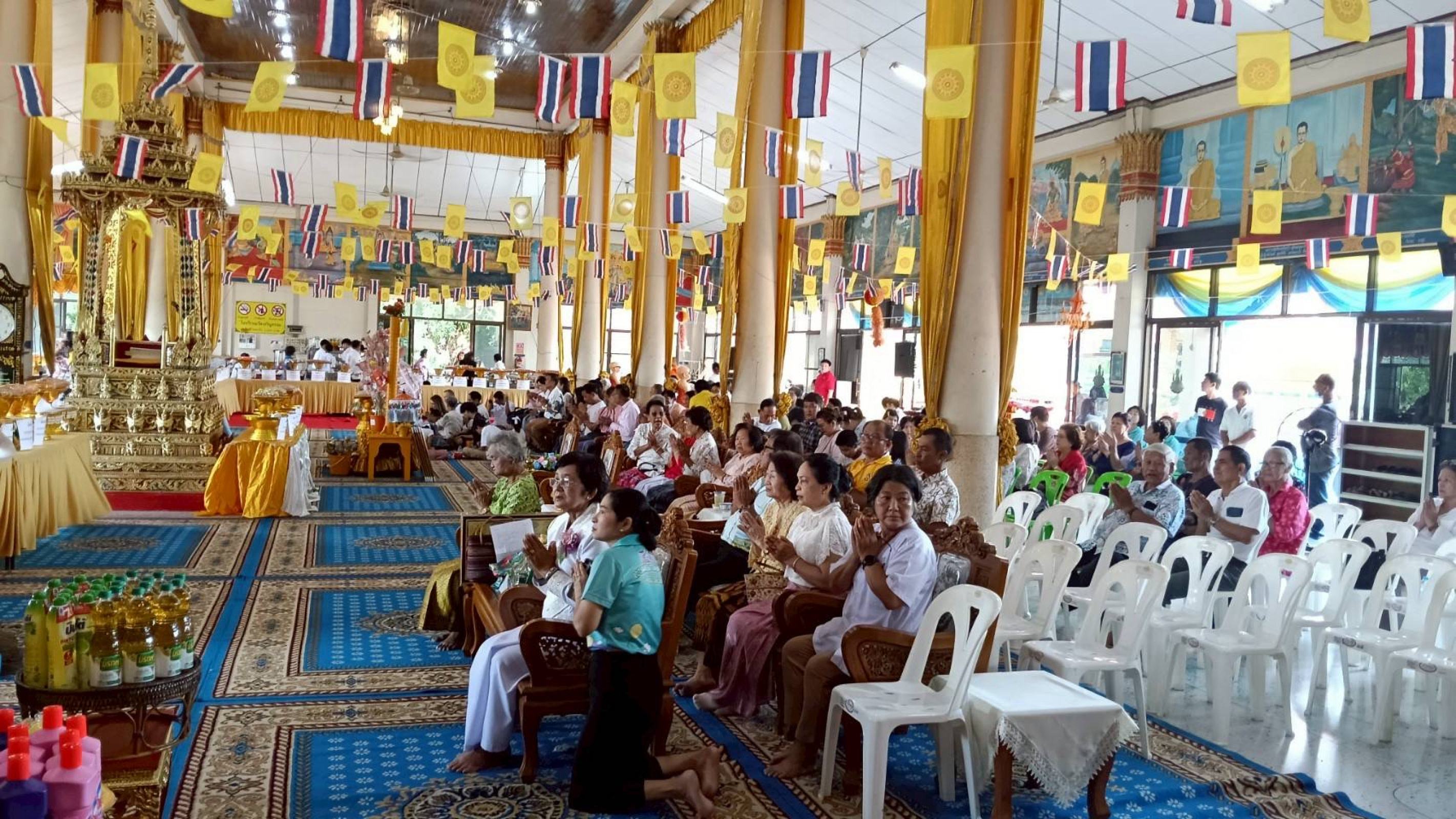 ภาพร่วมพิธีกรรมวัดเจริญธรรม