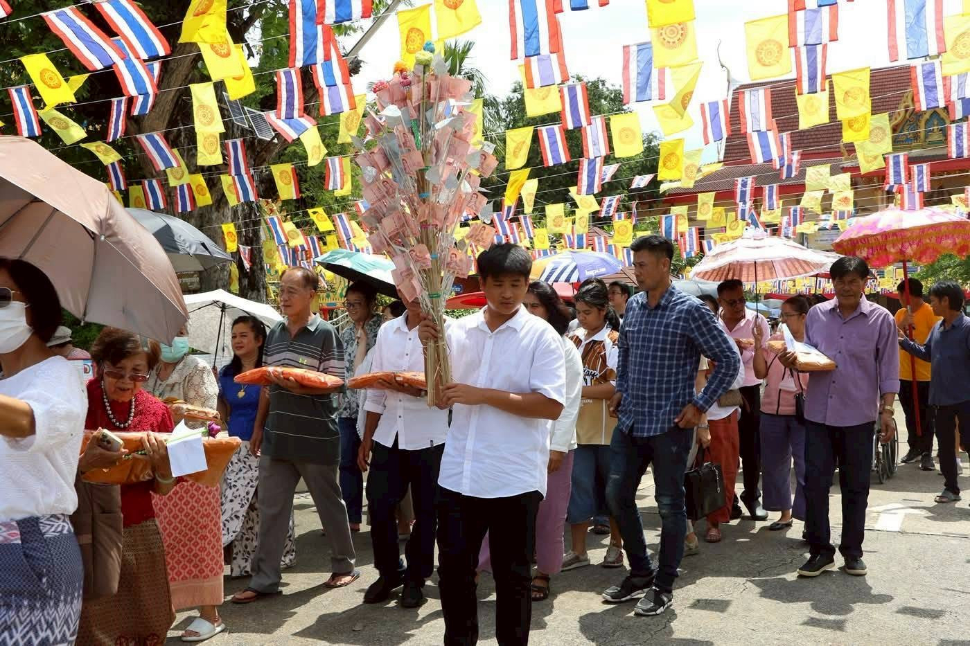 ภาพร่วมพิธีกรรมวัดเจริญธรรม