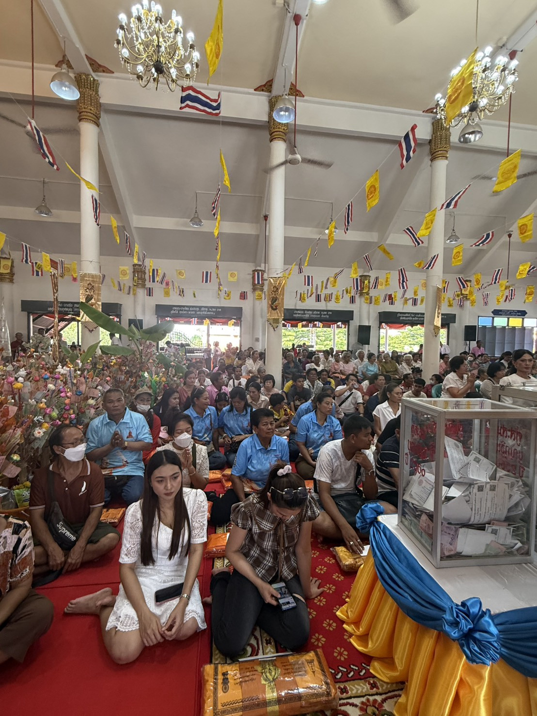 ภาพร่วมพิธีกรรมวัดขุนทิพย์