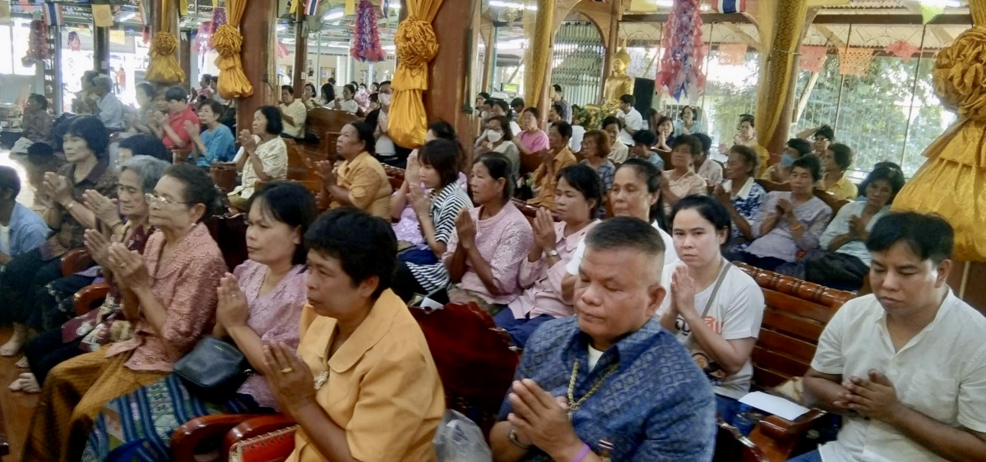 ภาพร่วมพิธีกรรมวัดยวด