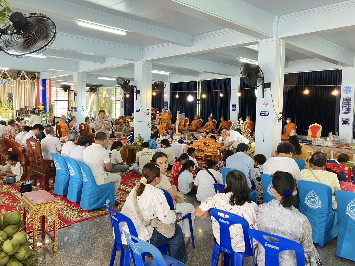 ภาพร่วมพิธีกรรมวัดโบสถ์อินทราราม