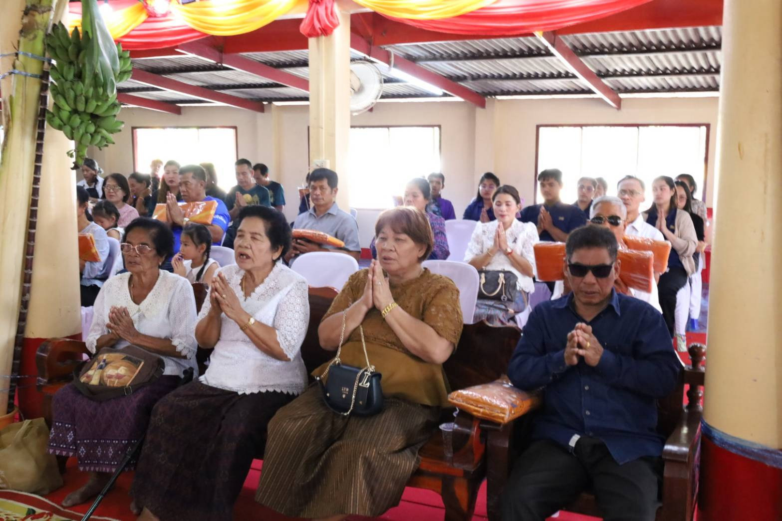 ภาพร่วมพิธีกรรมวัดเทพสนทวารี