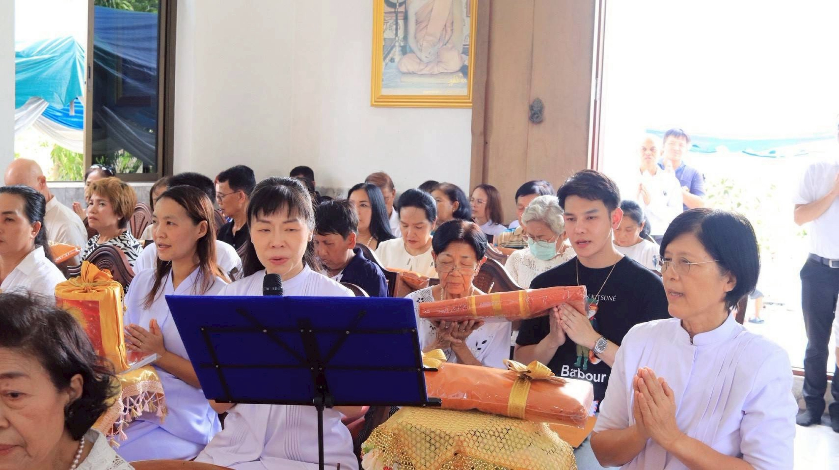 ภาพกล่าวคำถวายกฐินวัดคลองขุดเล็ก