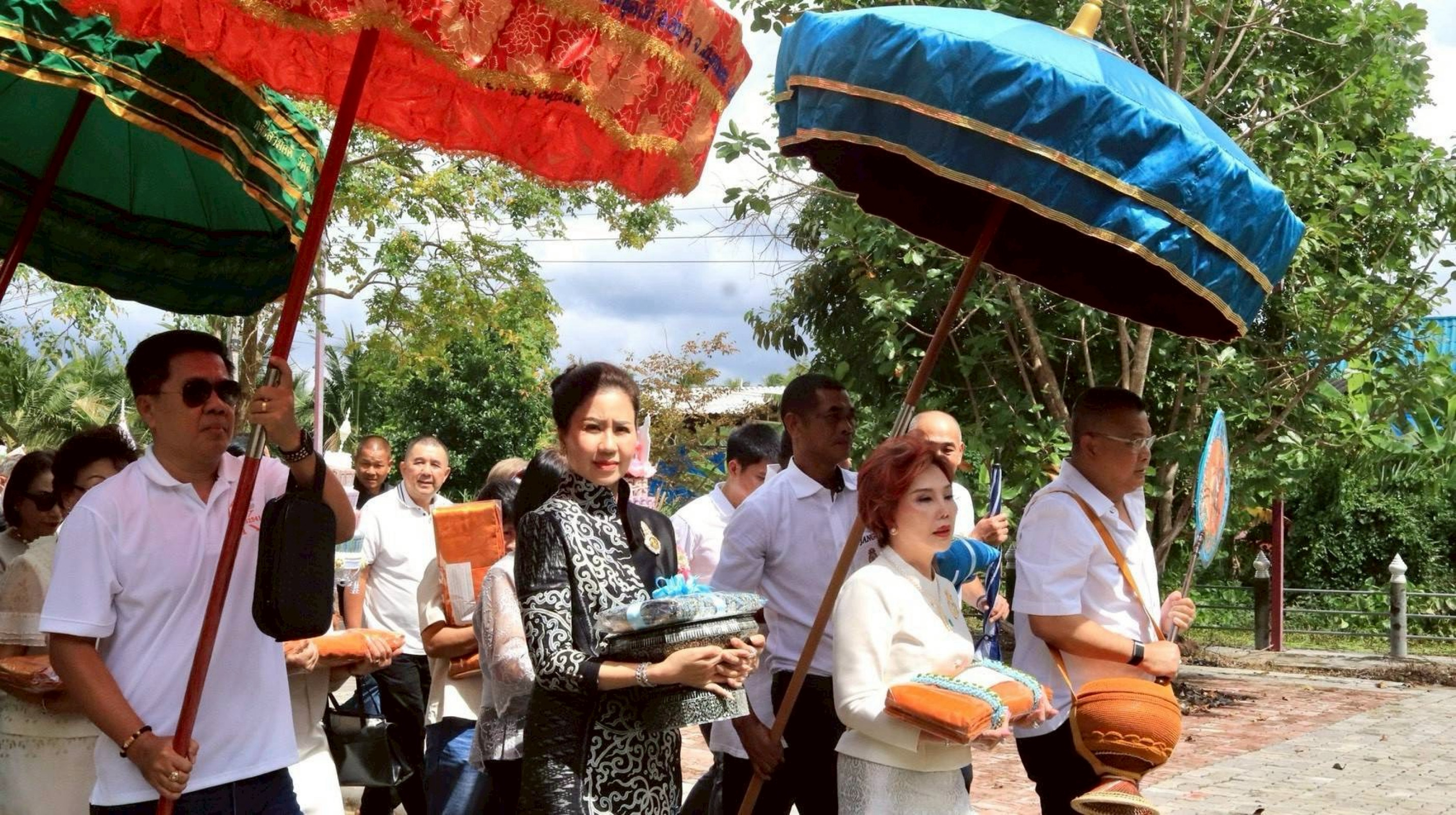 ภาพร่วมพิธีกรรมวัดคลองขุดเล็ก