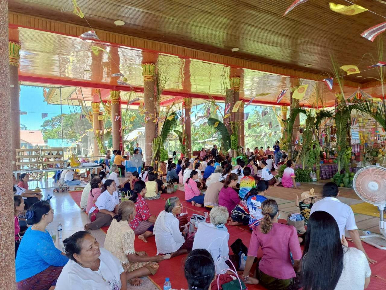 ภาพร่วมพิธีกรรมวัดบ้านโนนจิก