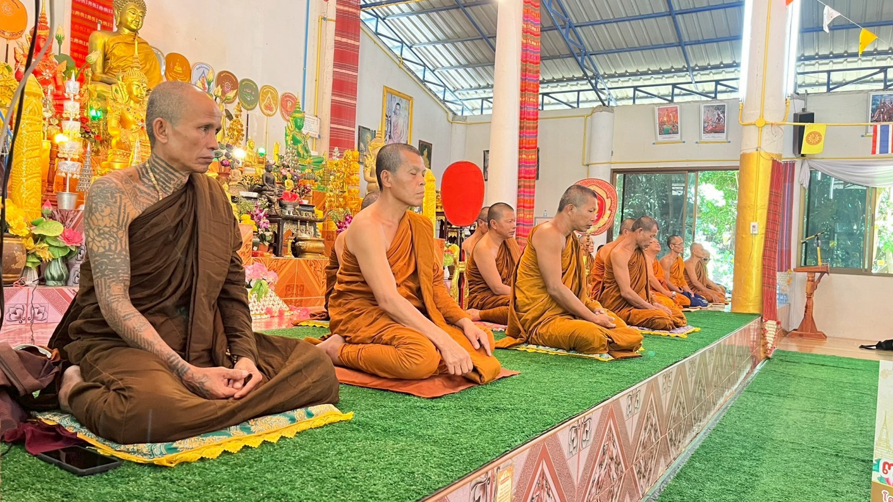 ภาพร่วมพิธีกรรมวัดป่าหนองแกศรีมงคล