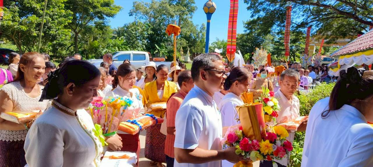 ภาพร่วมขบวนกฐินวัดโนนธรรมาวาส