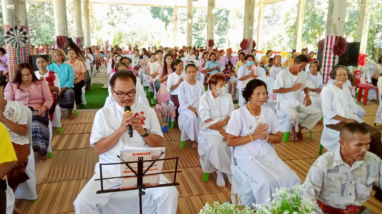 ภาพกล่าวคำถวายกฐินวัดบ้านผักขย่าใหญ่