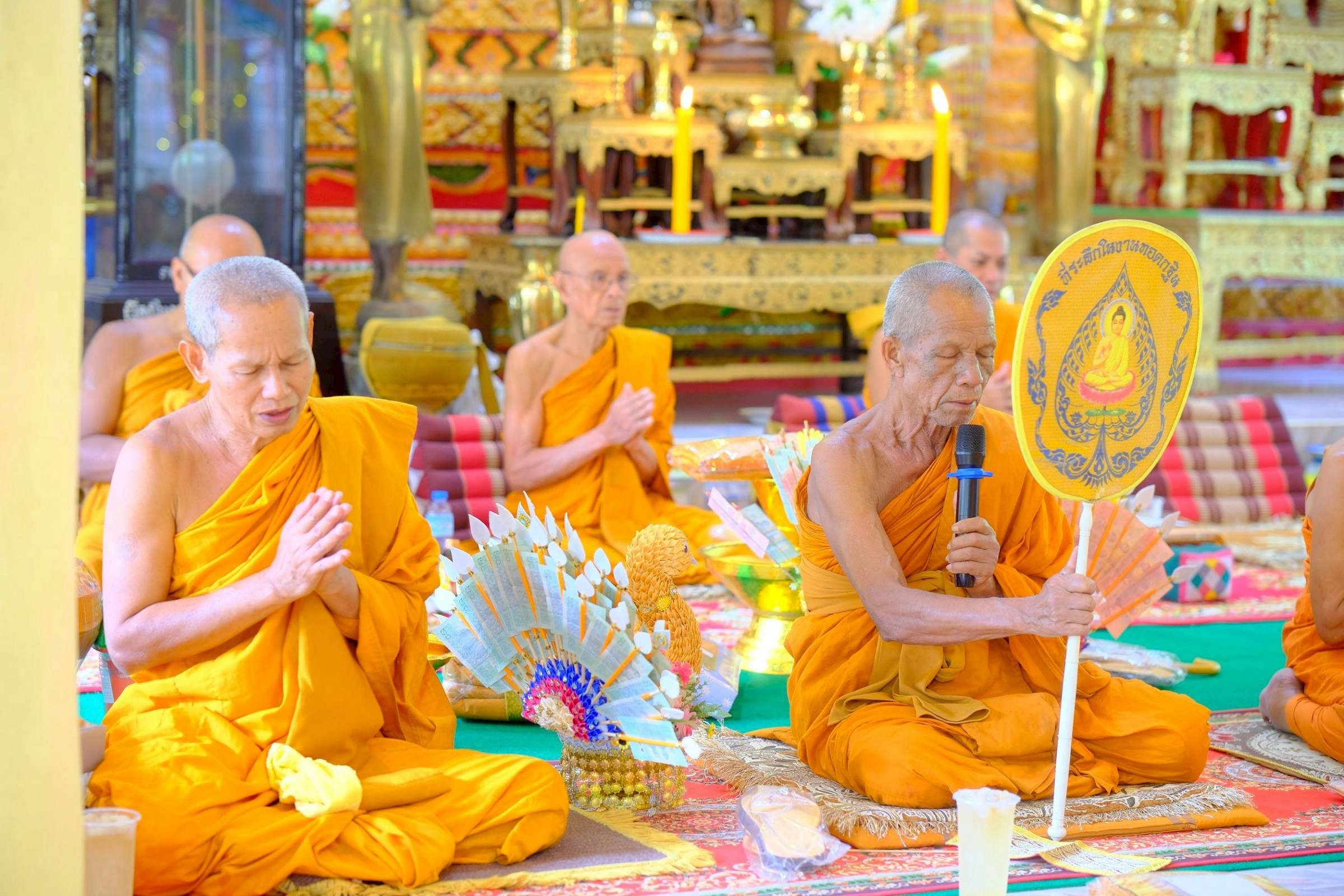 ภาพร่วมพิธีกรรมวัดดอนชาด