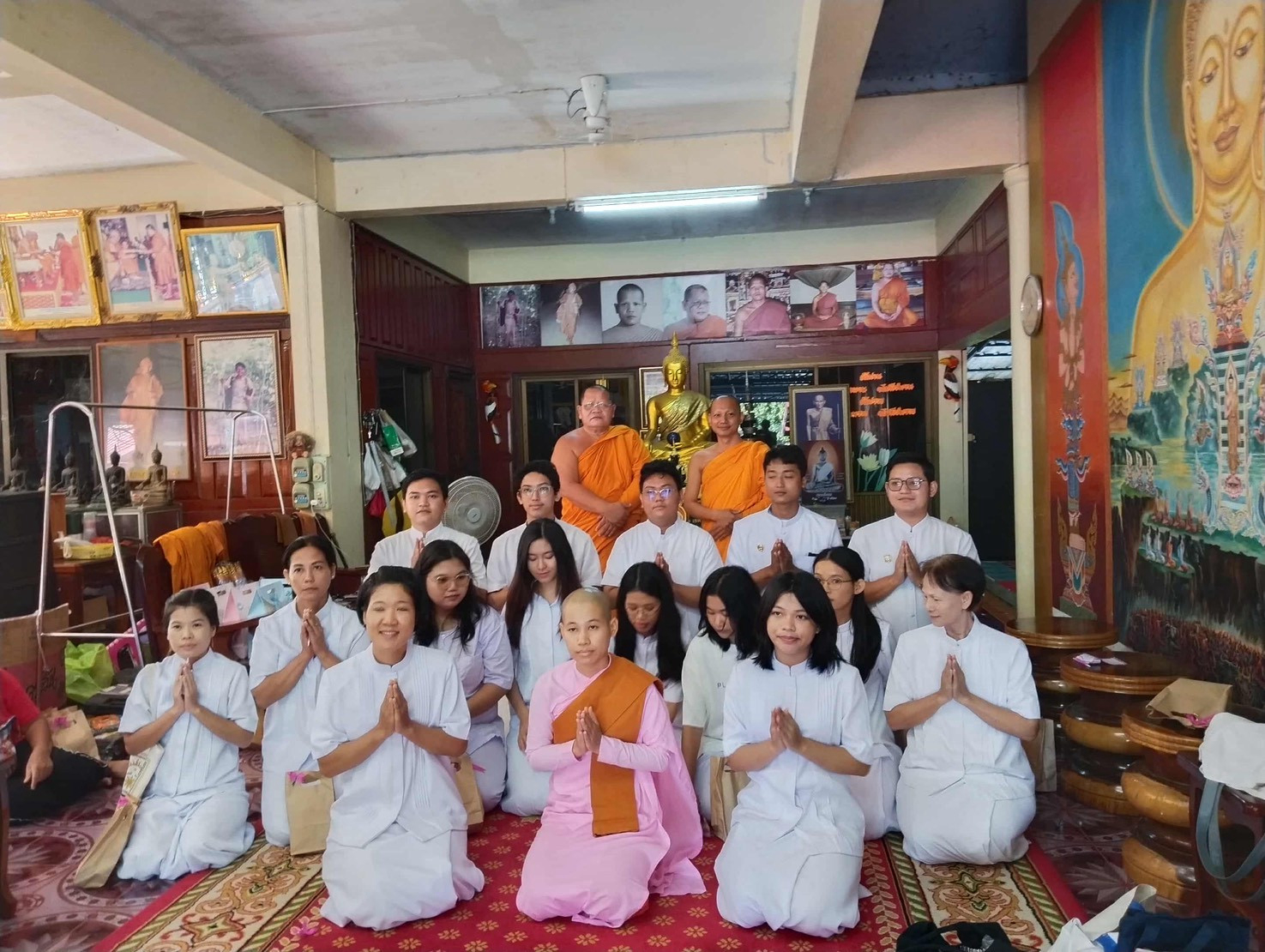 ภาพร่วมพิธีกรรมวัดพระแก้ว