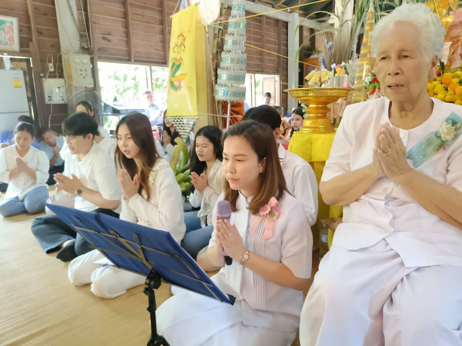 ภาพร่วมพิธีกรรมวัดราษฎร์สำราญ