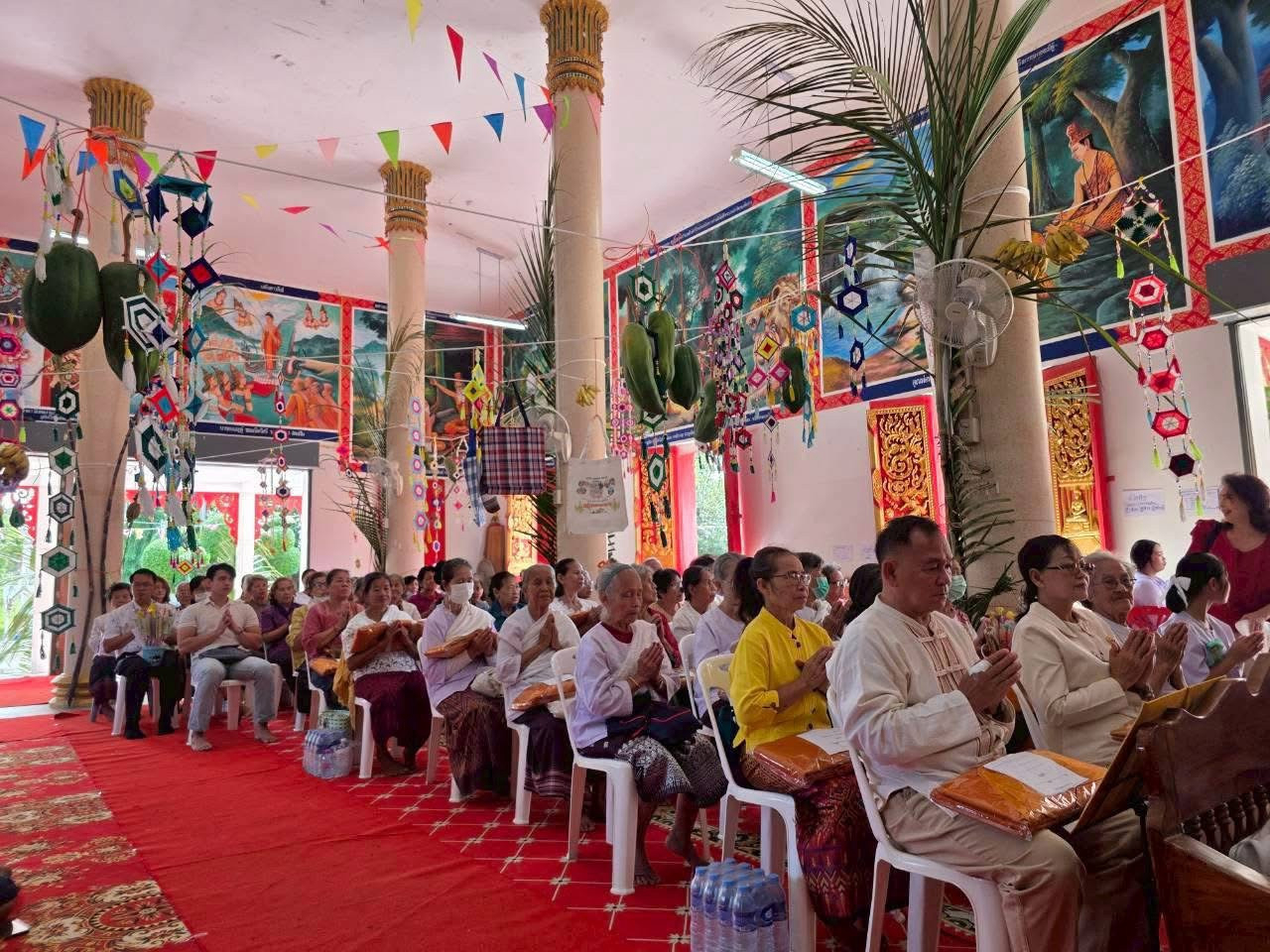 ภาพร่วมพิธีกรรมวัดท่ากกแห่