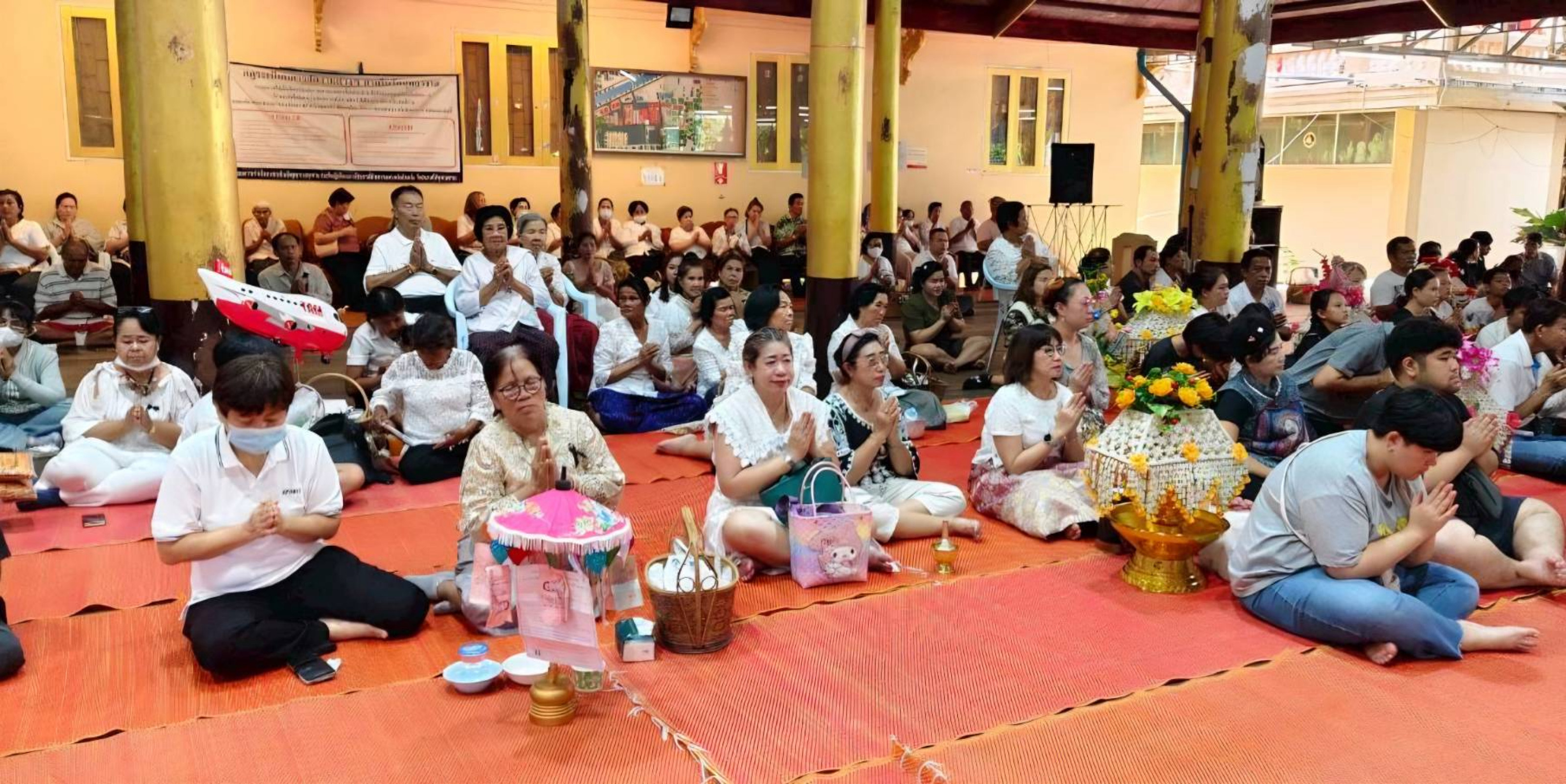 ภาพร่วมพิธีกรรมวัดสุทธาวาส