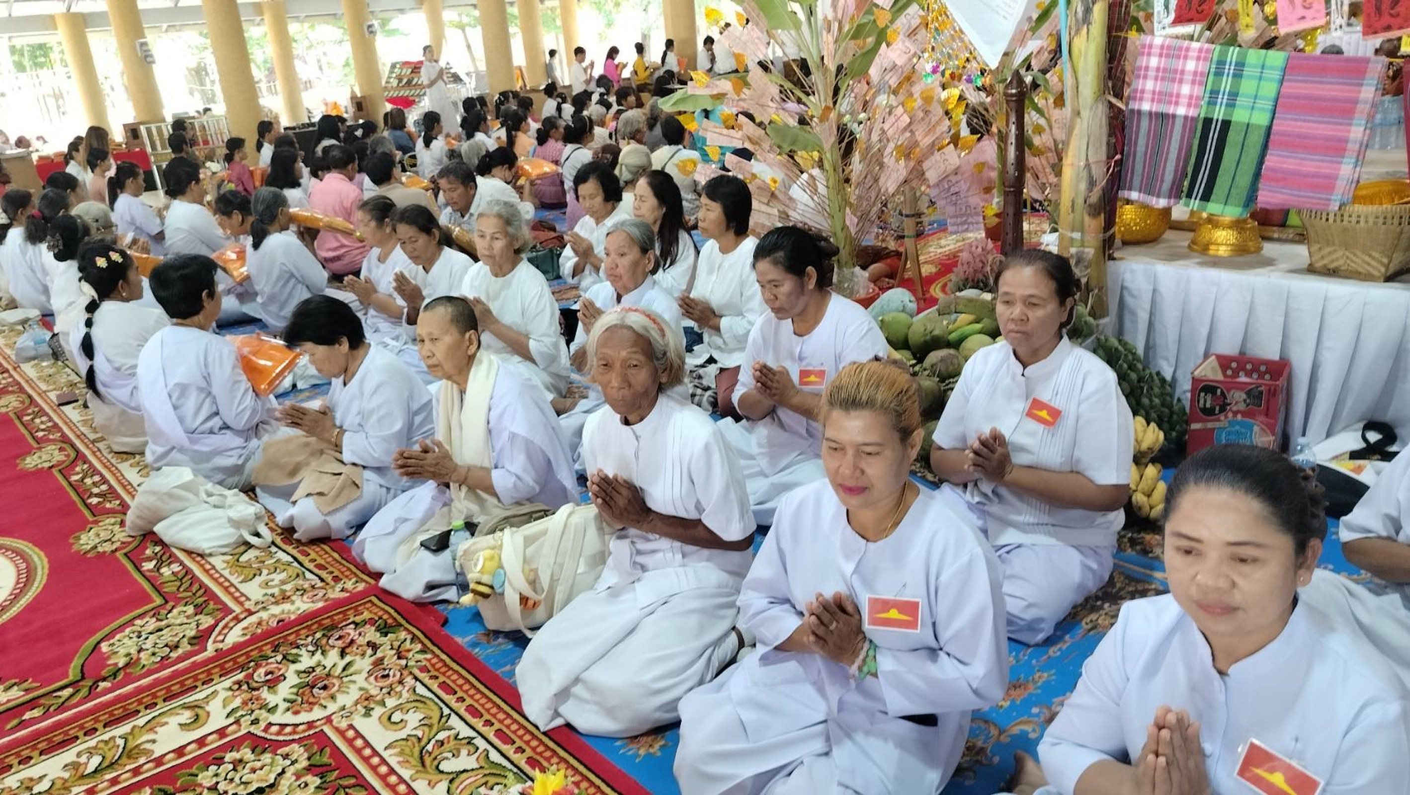 ภาพร่วมพิธีกรรมวัดประทุมทอง (บ้านพลับ)