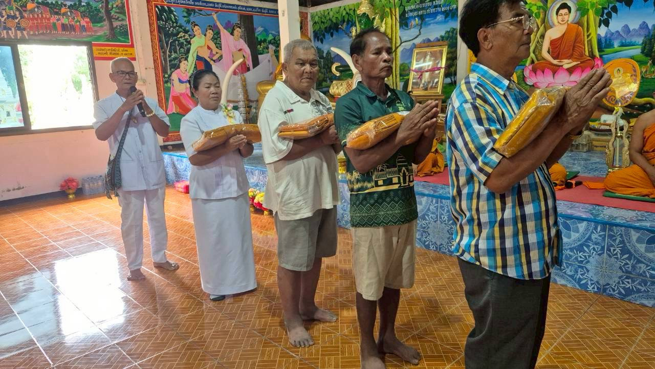 ภาพร่วมพิธีกรรมวัดศรีลาวรรณ