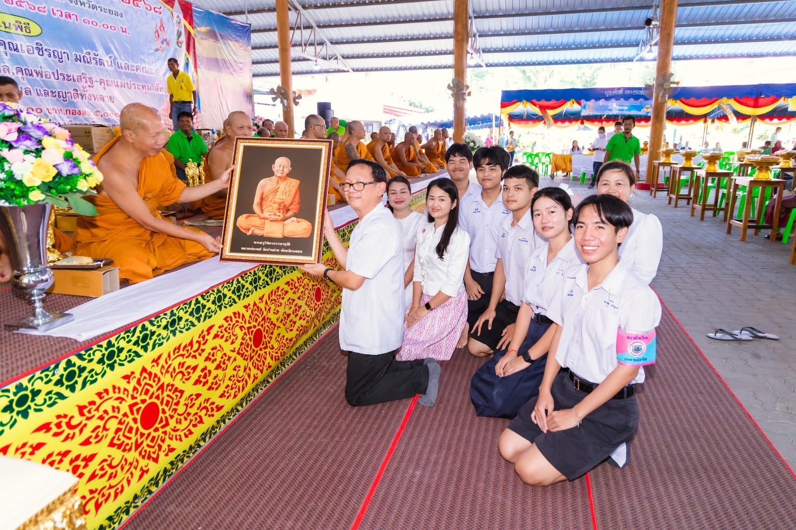 ภาพร่วมพิธีกรรมวัดบ้านค่าย