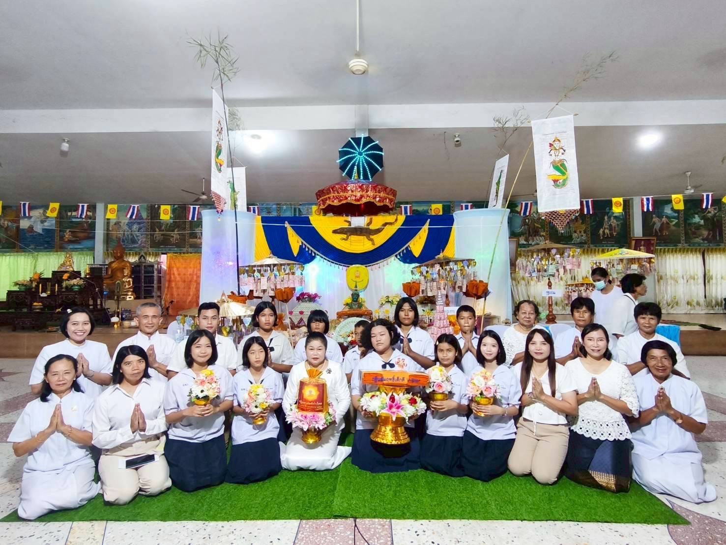 ภาพร่วมพิธีกรรมวัดปทุมาวาส