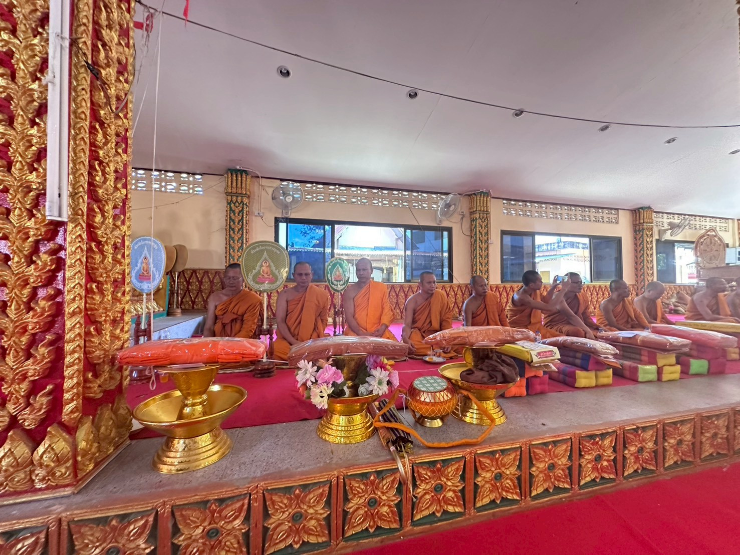 ภาพร่วมพิธีกรรมวัดเก่าโนนคูณ