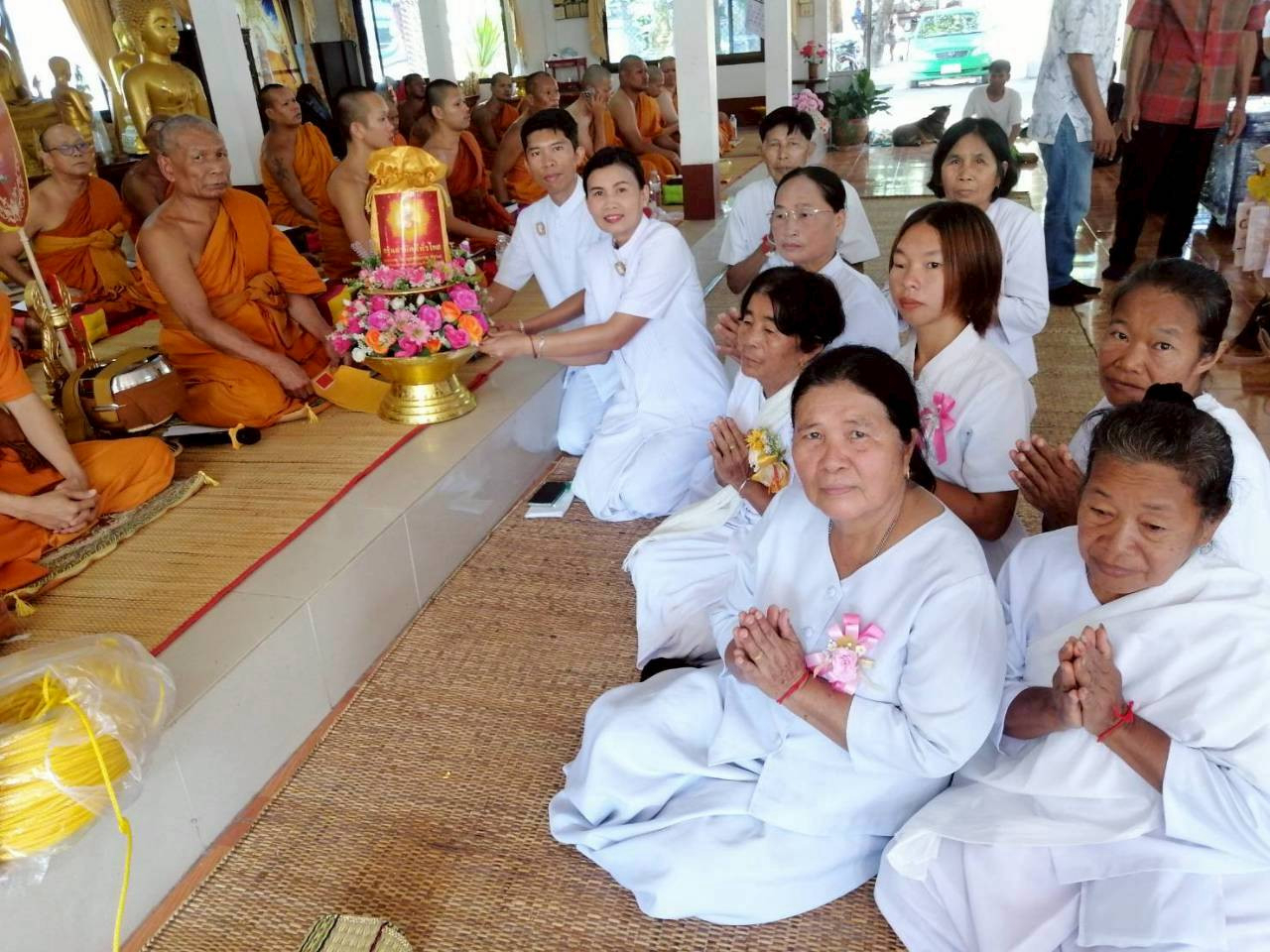 ภาพการถวายปัจจัยวัดศิริราษฎร์