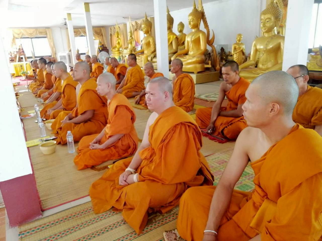 ภาพร่วมพิธีกรรมวัดศิริราษฎร์