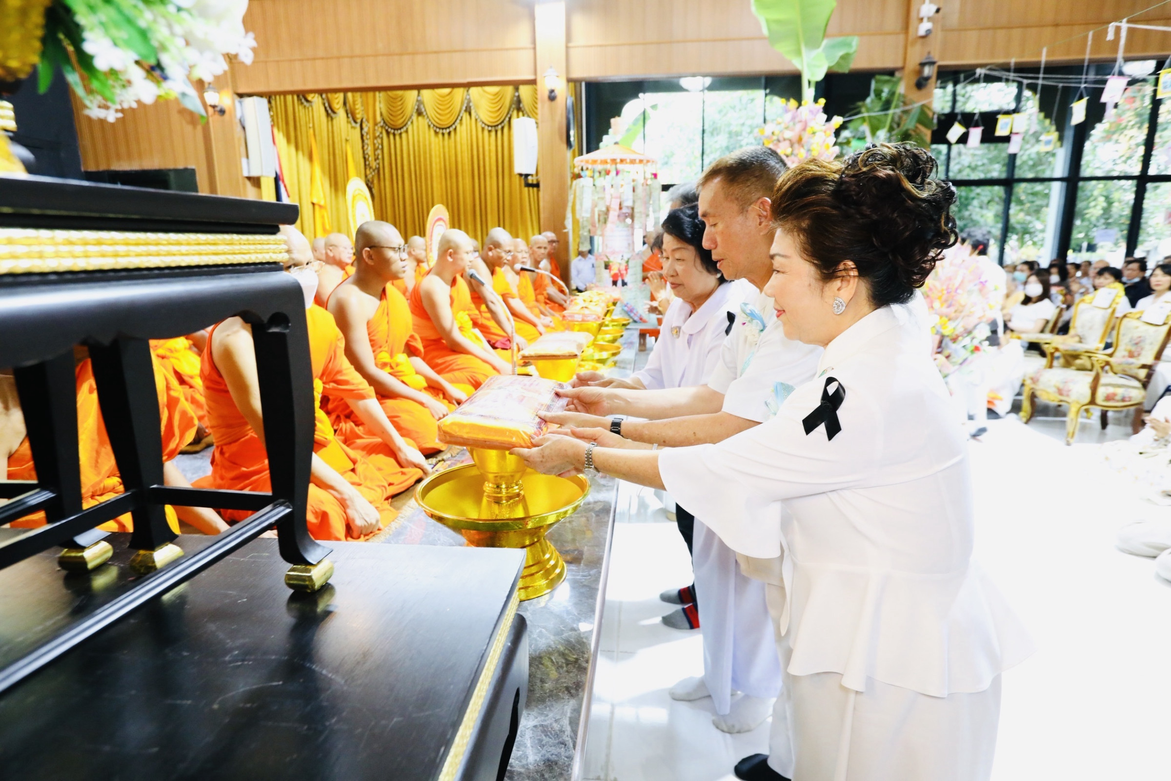 ภาพร่วมพิธีกรรมวัดสารอด