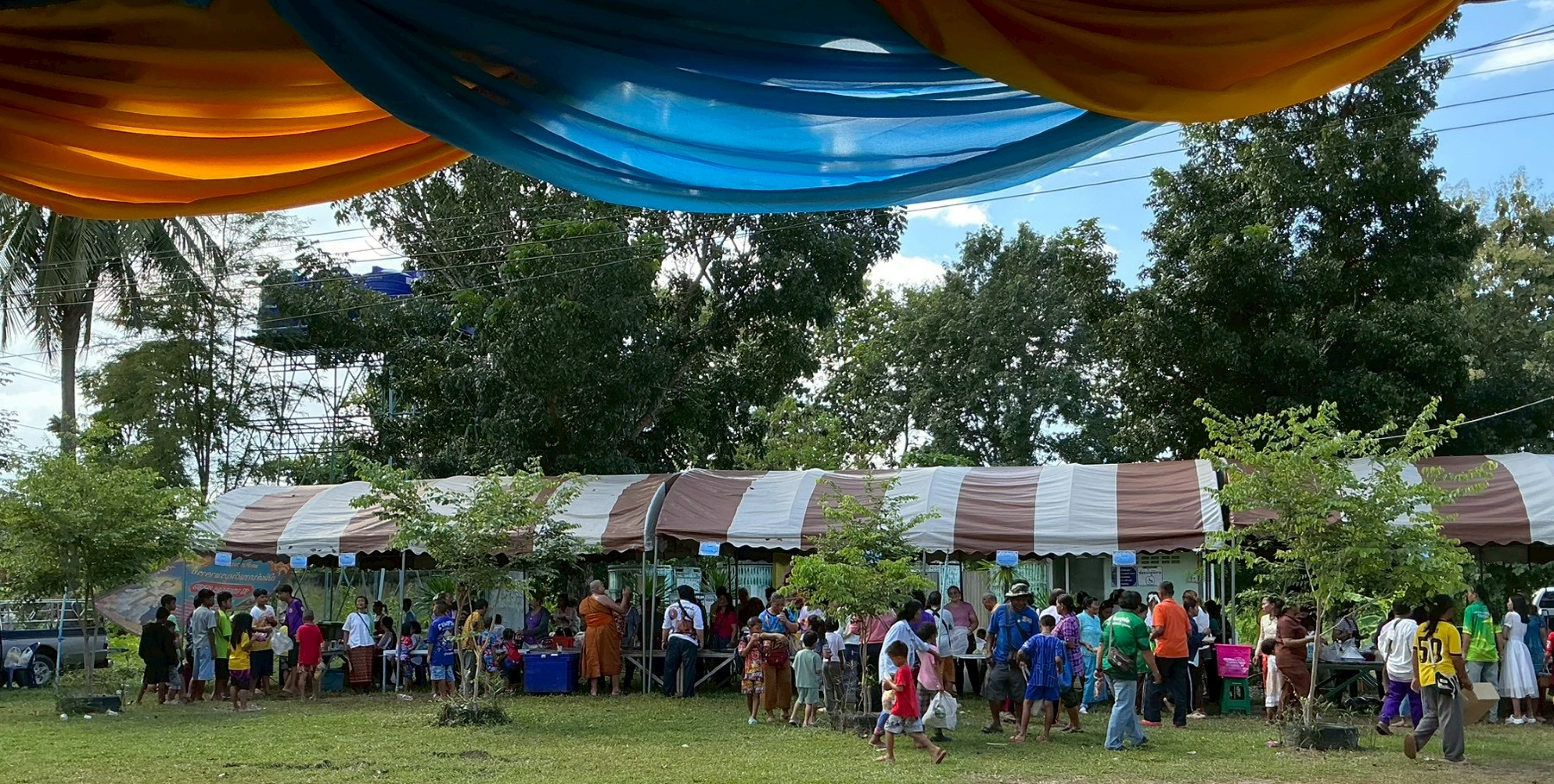 ภาพร่วมพิธีกรรมวัดบ้านใหม่ทองประเสริฐ