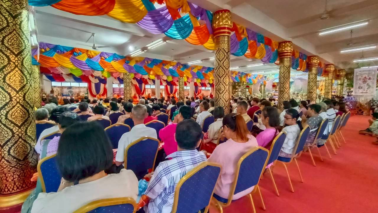 ภาพร่วมพิธีกรรมวัดท้ายตลาด