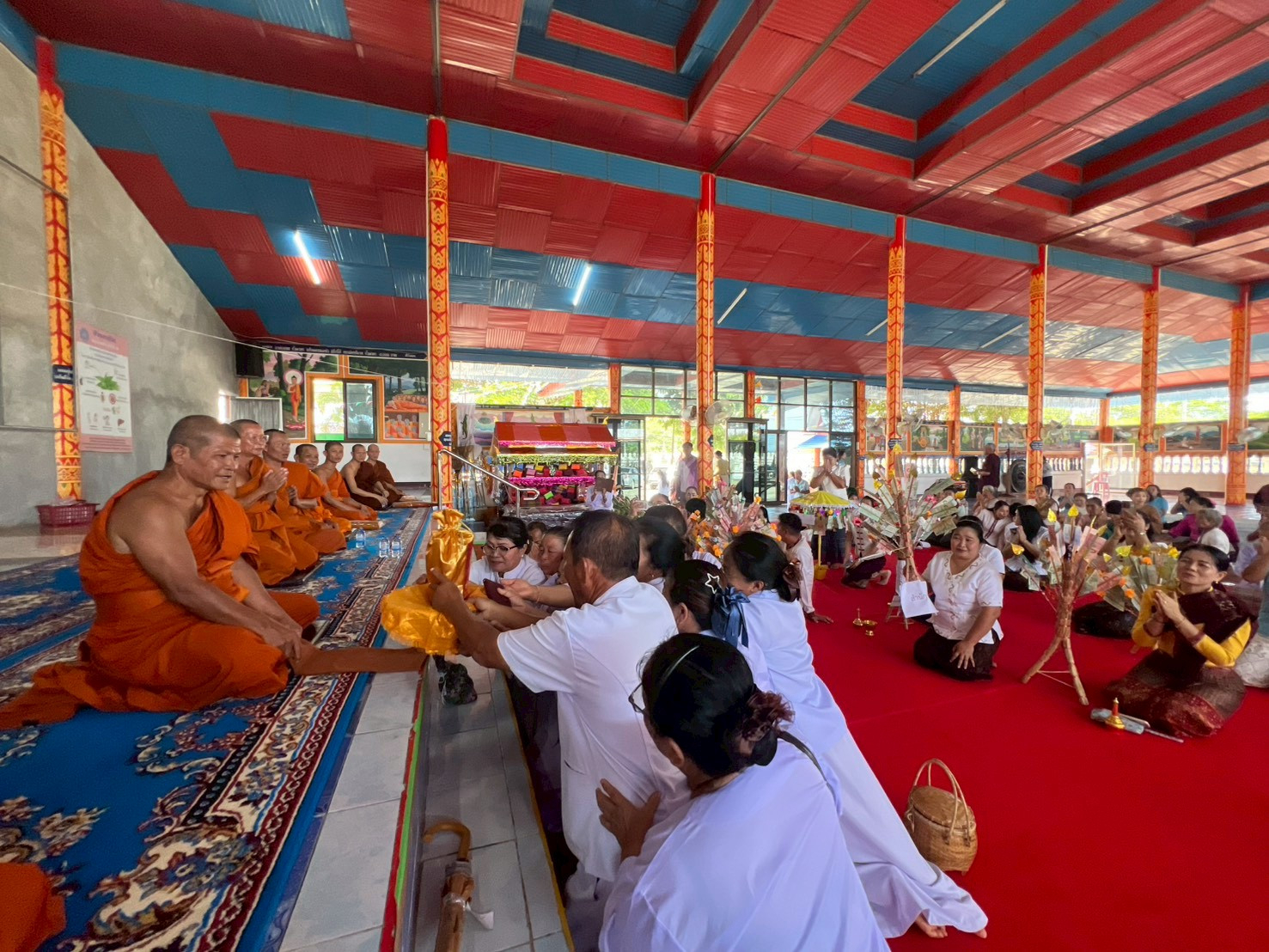 ภาพกล่าวคำถวายกฐินวัดโพธิ์ชัยวนาราม