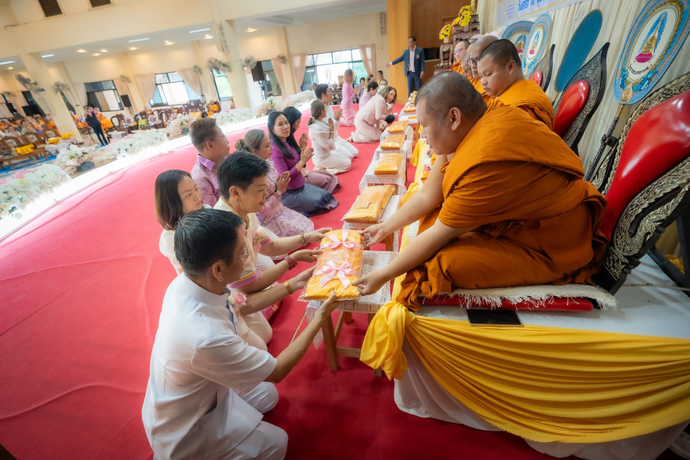 ภาพร่วมพิธีกรรมมหาวิทยาลัยมหาจุฬาลงกรณราชวิทยาลัย วิทยาเขตนครราชสีมา