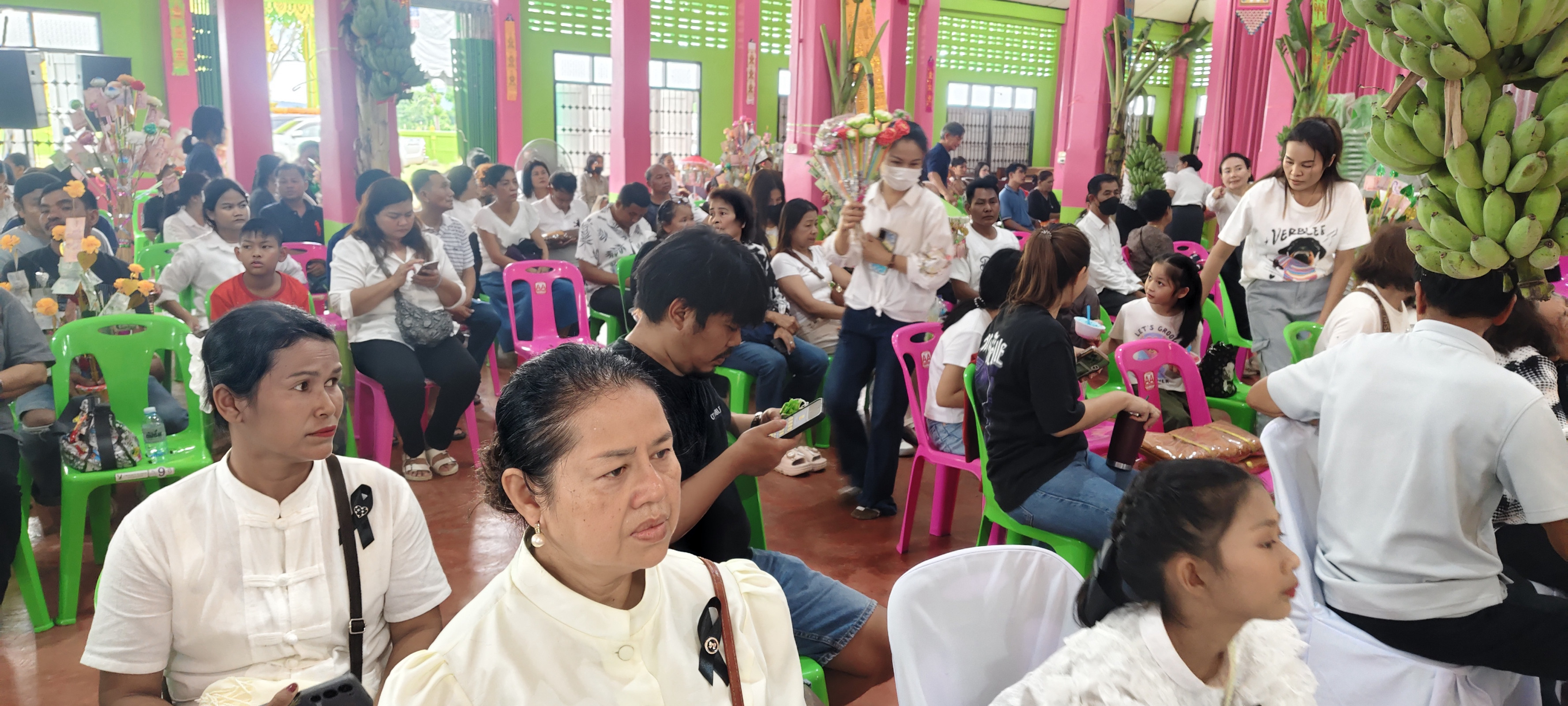 ภาพร่วมพิธีกรรมวัดท่าแย้เจริญธรรม