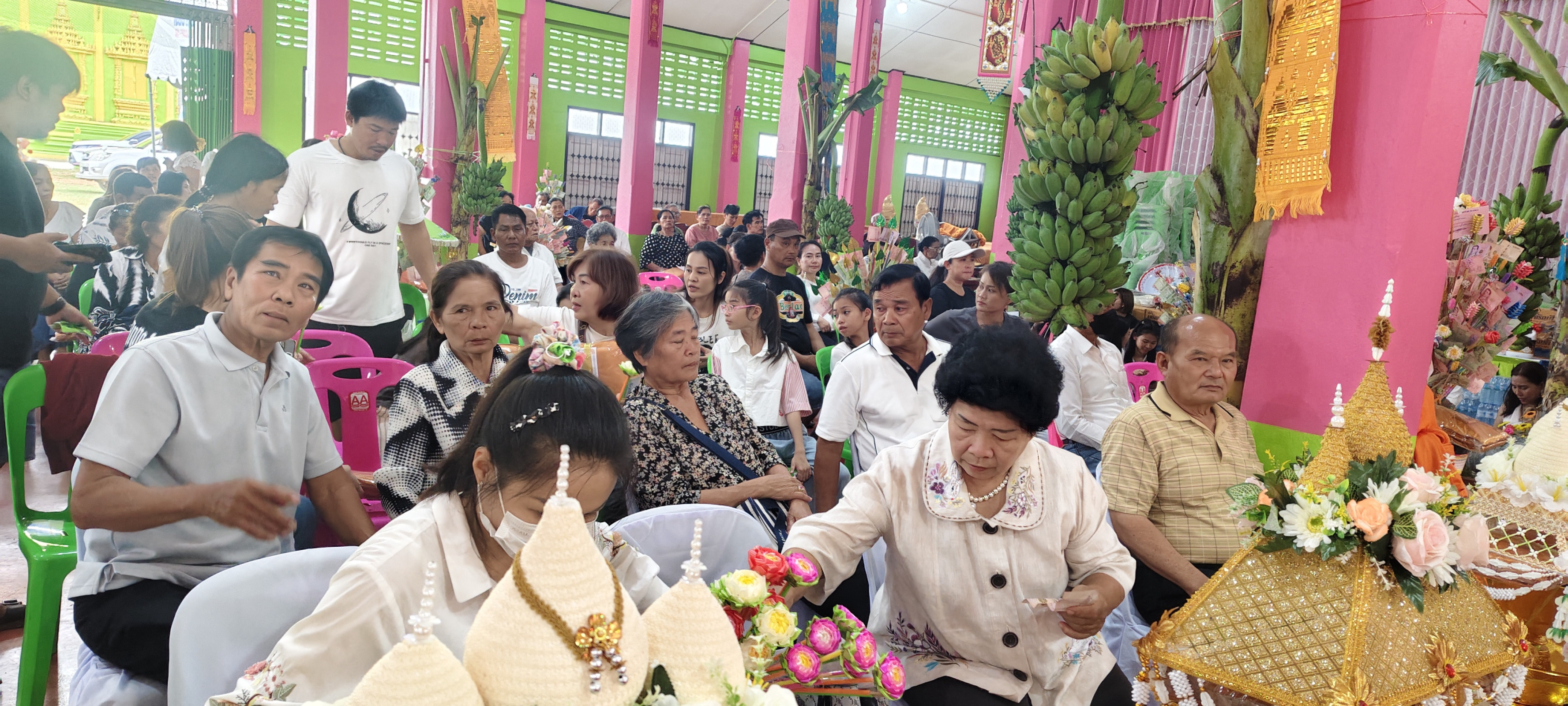 ภาพร่วมพิธีกรรมวัดท่าแย้เจริญธรรม