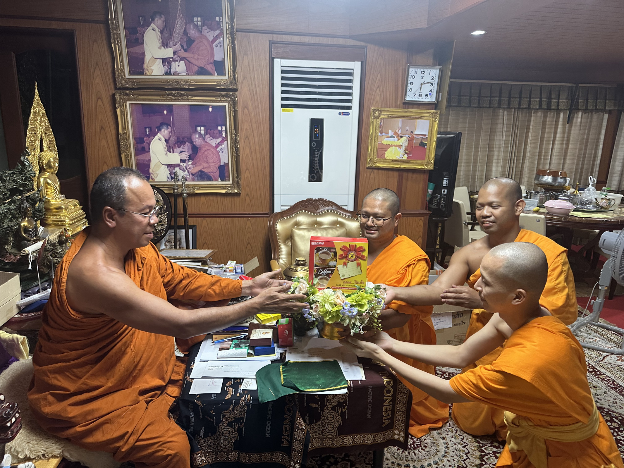 ภาพกล่าวคำถวายกฐินวัดพระมหาธาตุวรมหาวิหาร