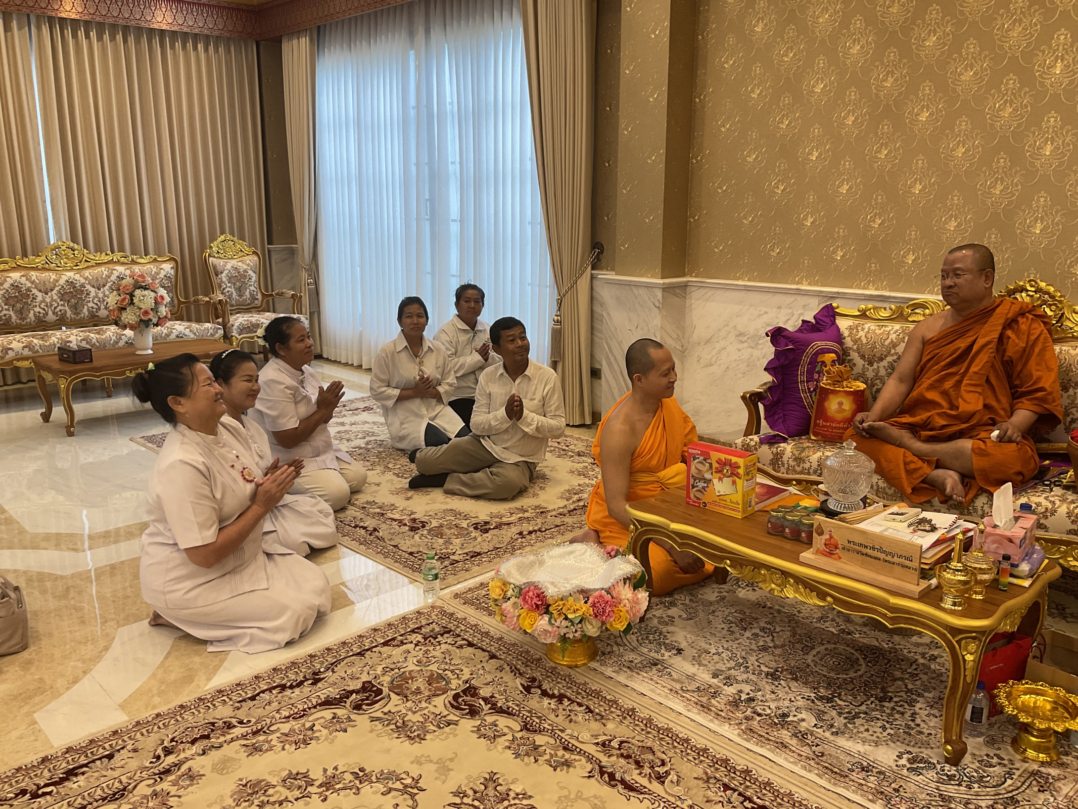 ภาพร่วมขบวนกฐินวัดชัยมงคล