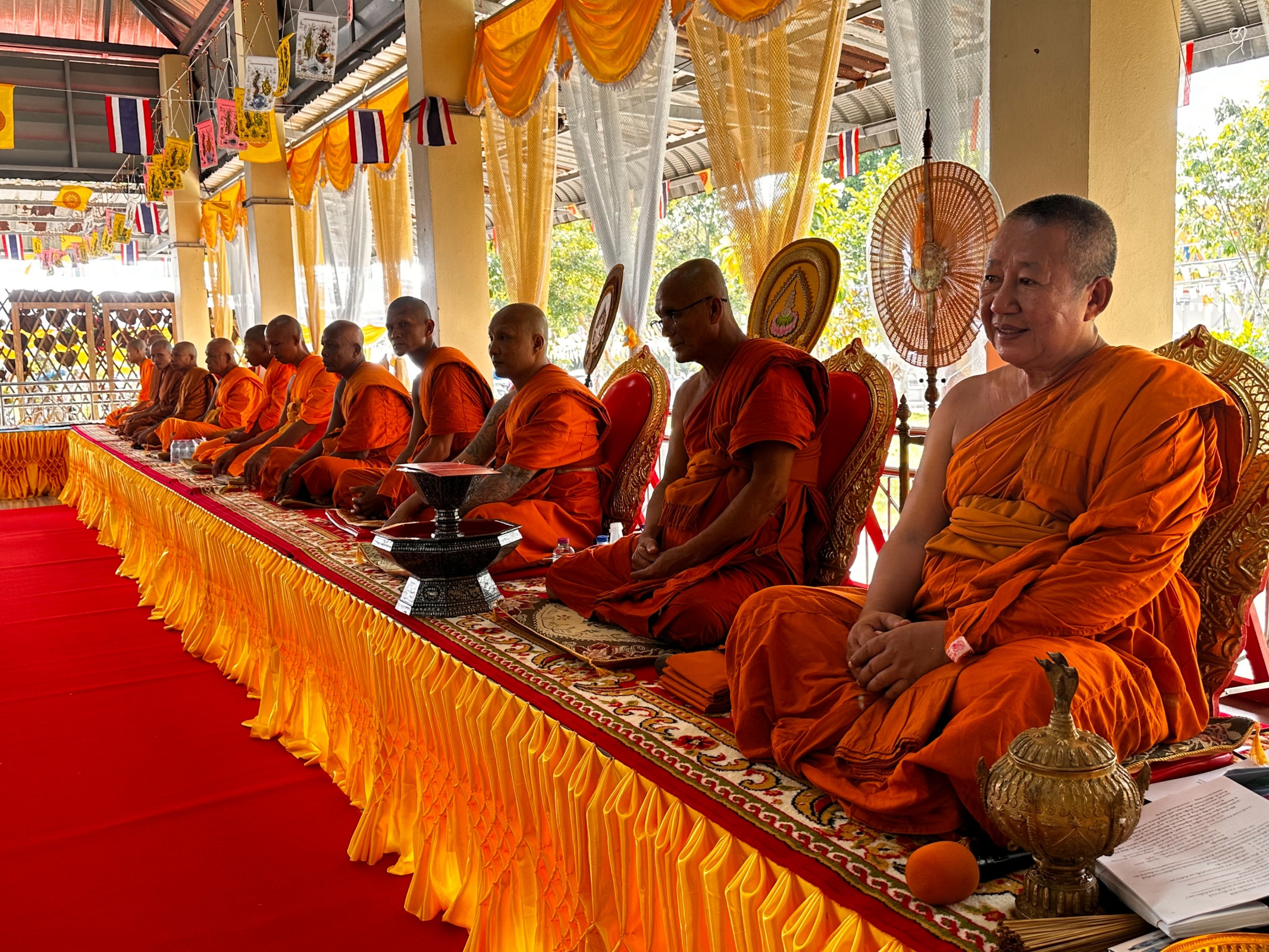 ภาพร่วมพิธีกรรมวัดสถิตโพธาราม