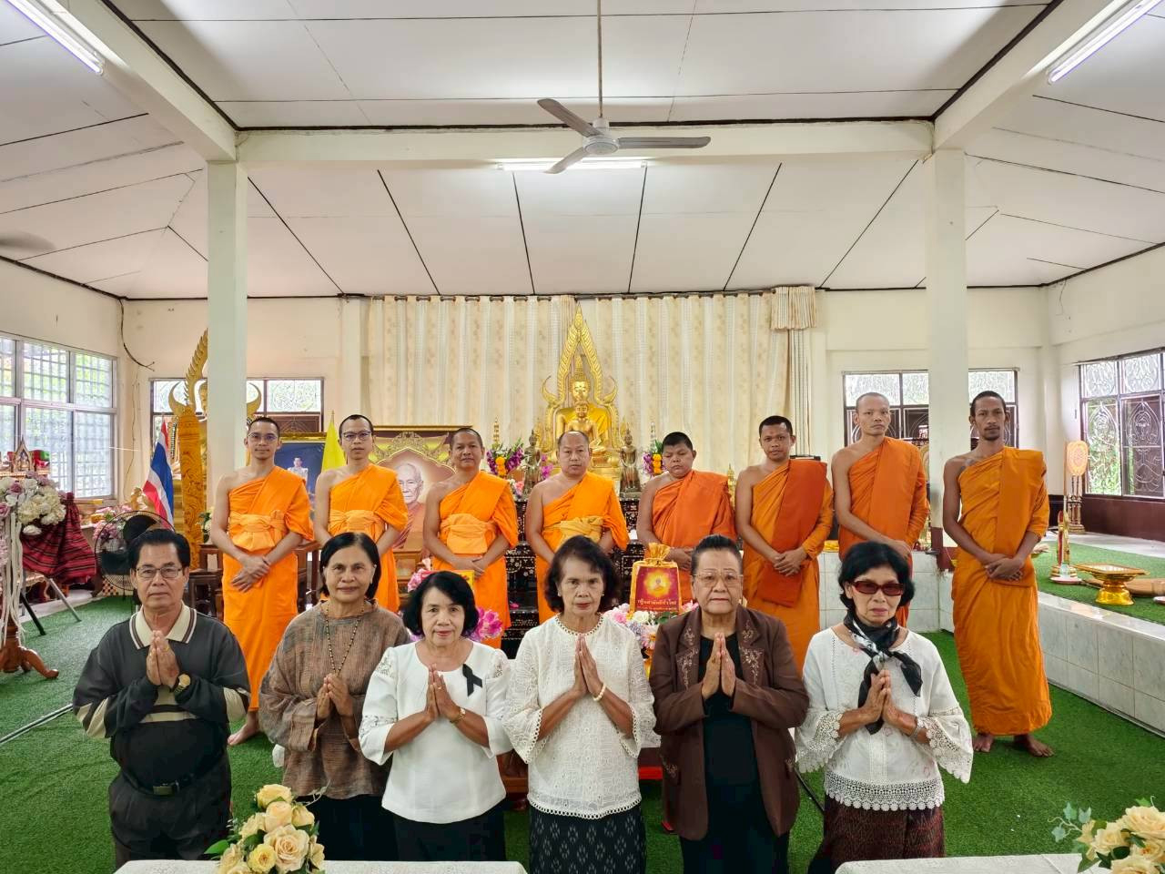 ภาพร่วมพิธีกรรมวัดศรีวิหารเจริญ