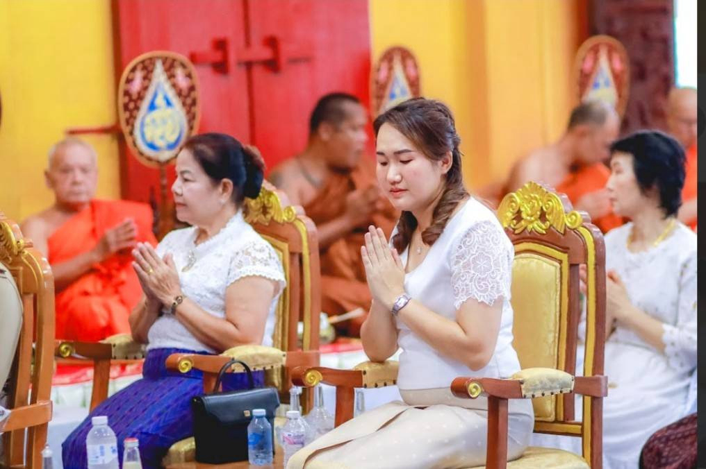 ภาพร่วมพิธีกรรมวัดร่องคต