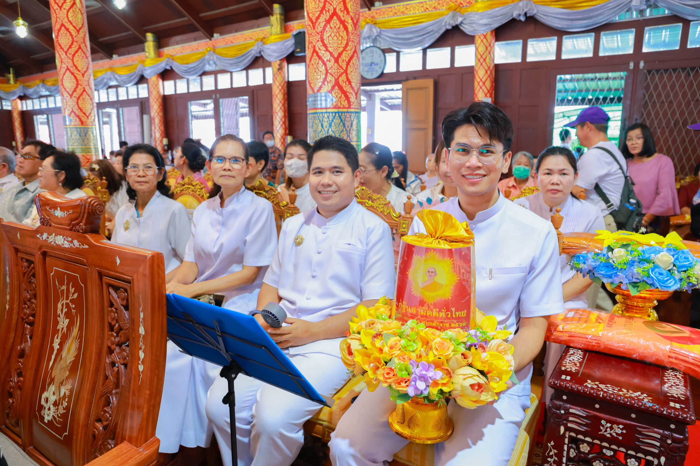 ภาพร่วมพิธีกรรมวัดบางโฉลงใน