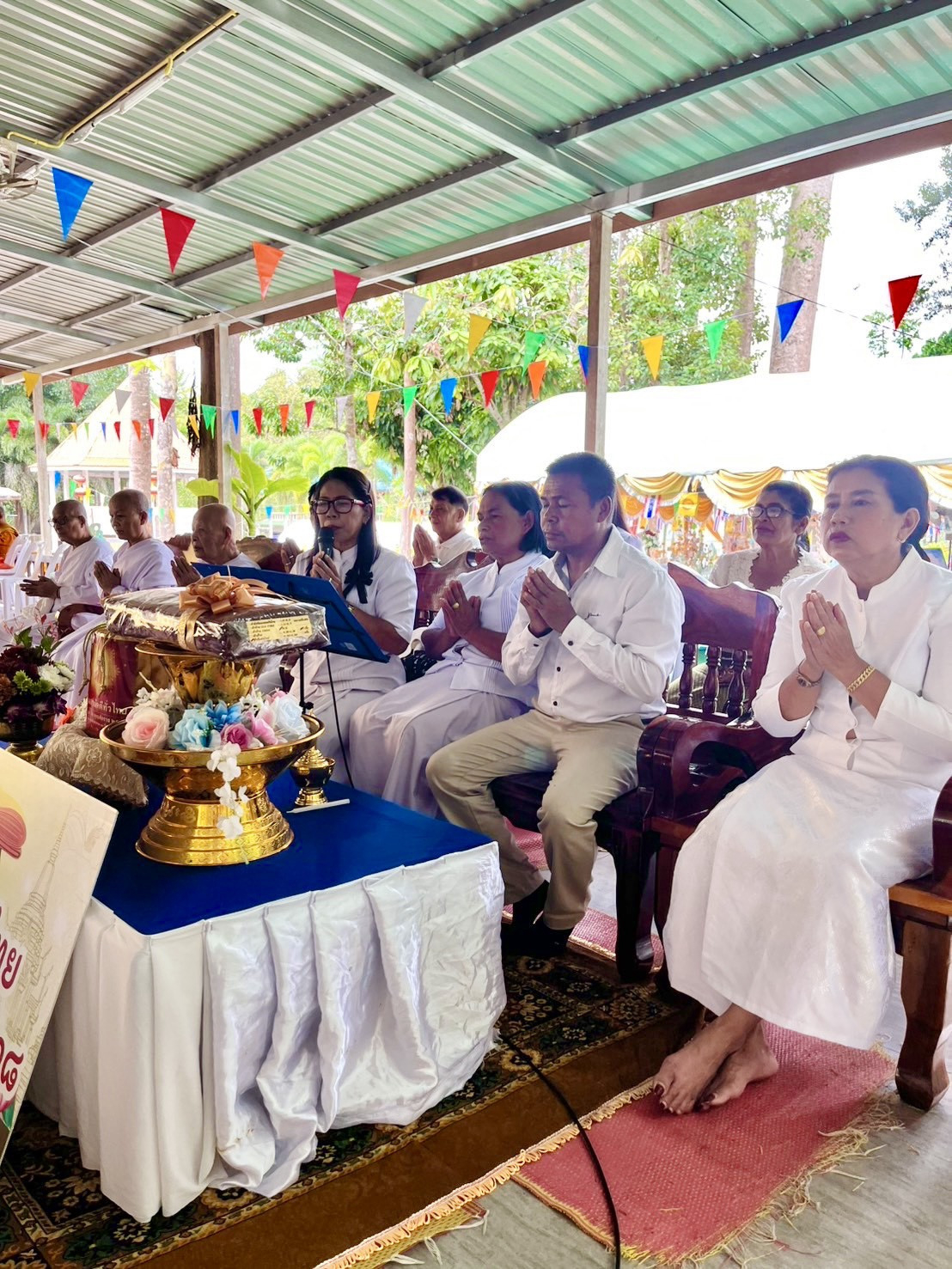 ภาพร่วมพิธีกรรมวัดถ้ำหอมธรรมาราม