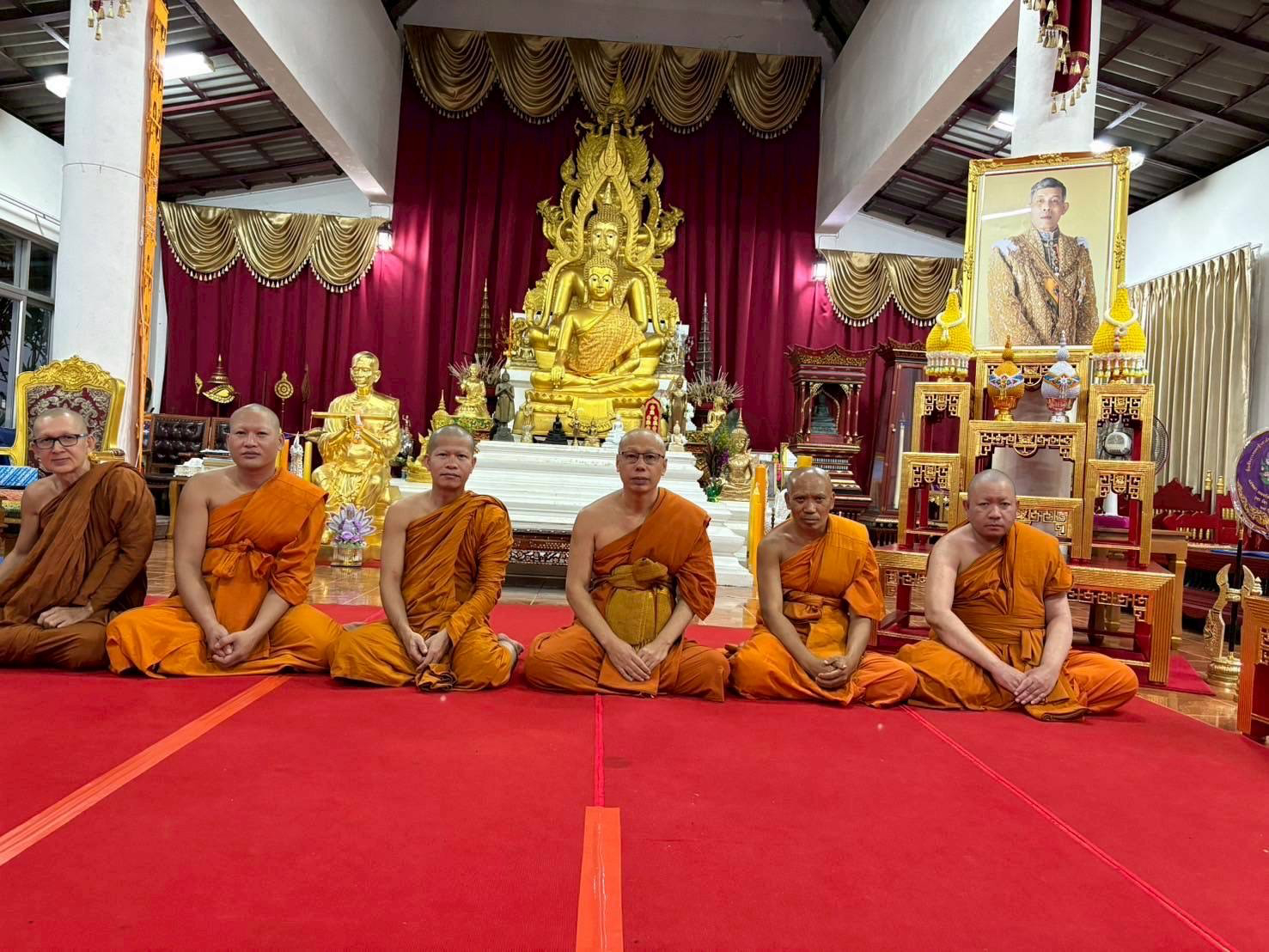 วัดทรายขาว