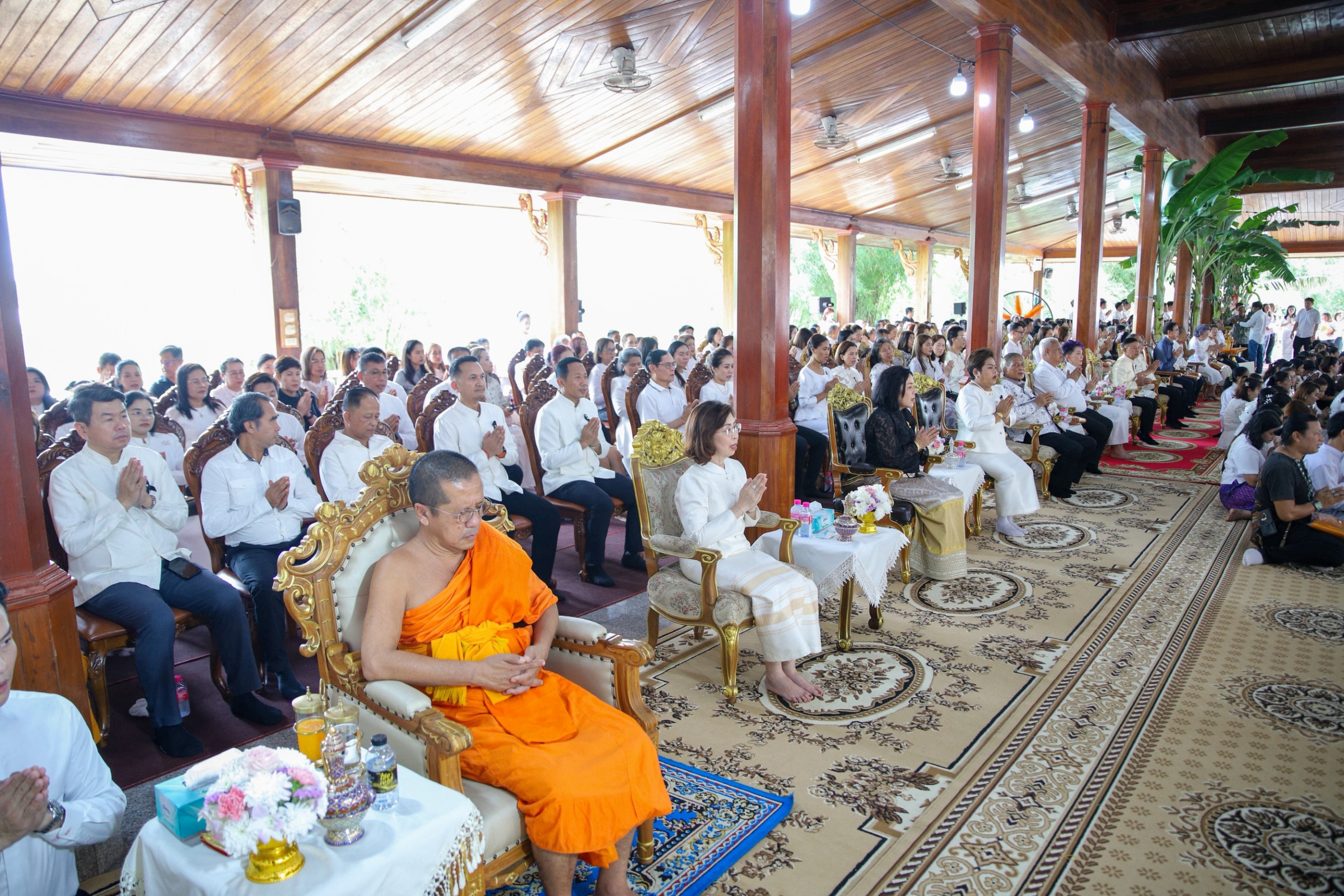 ภาพร่วมพิธีกรรมวัดสมหวัง