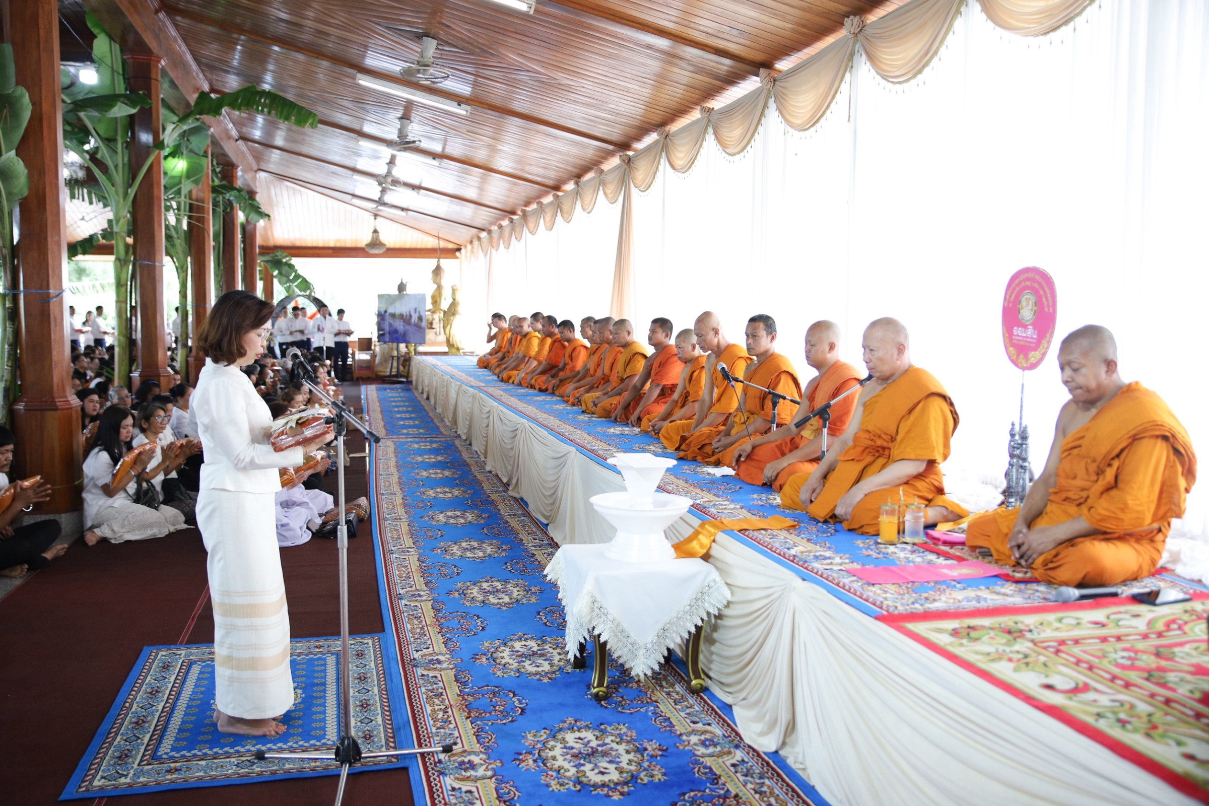 ภาพร่วมพิธีกรรมวัดสมหวัง