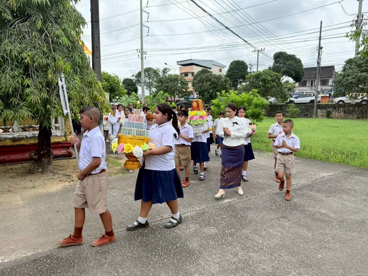 ภาพร่วมขบวนกฐินวัดประสิทธิชัย