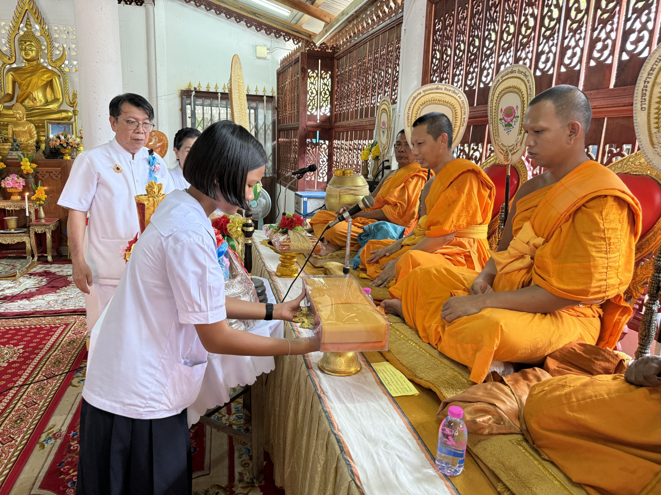 ภาพร่วมพิธีกรรมวัดดิษฐาวาส