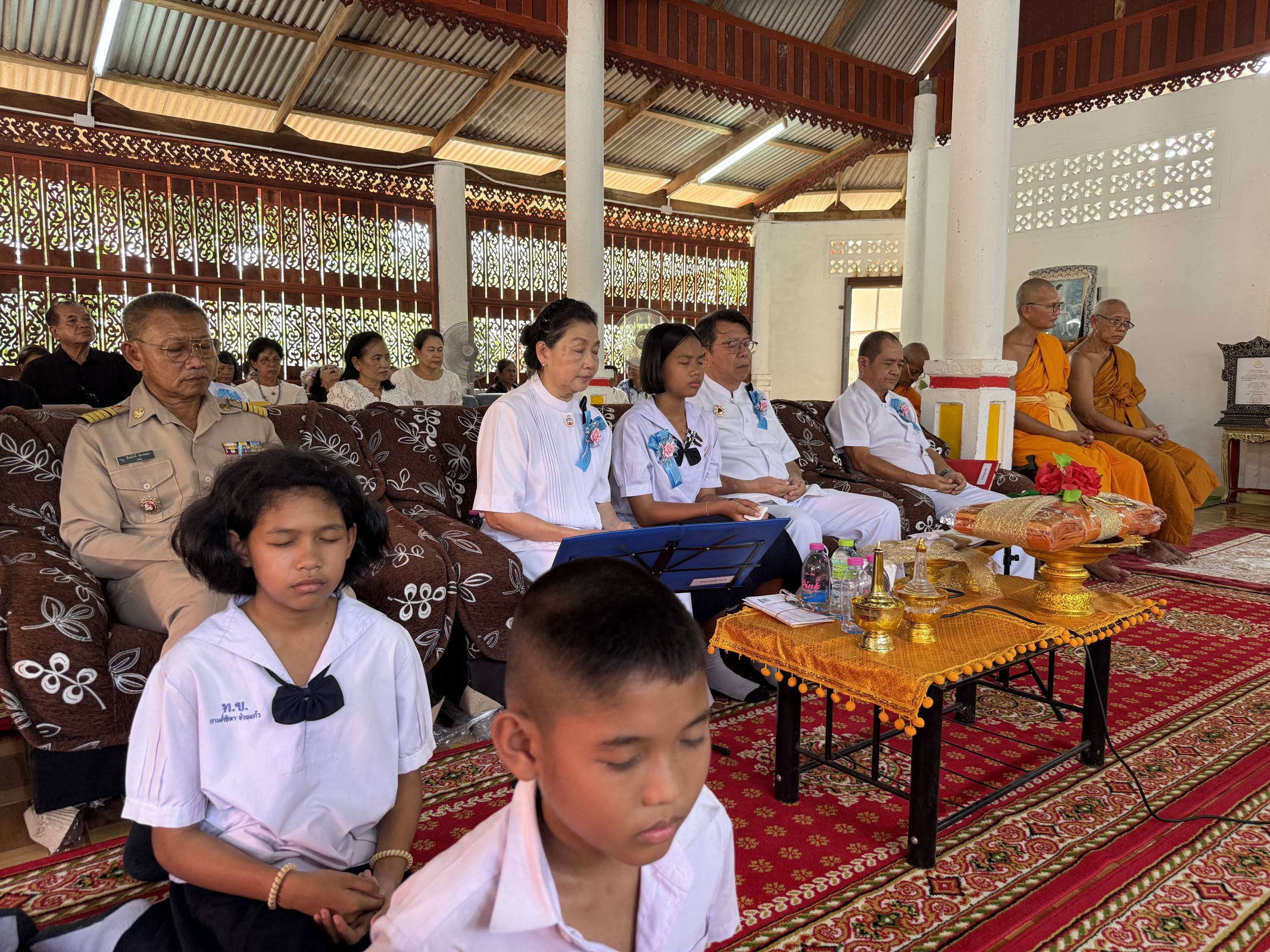 ภาพร่วมพิธีกรรมวัดดิษฐาวาส