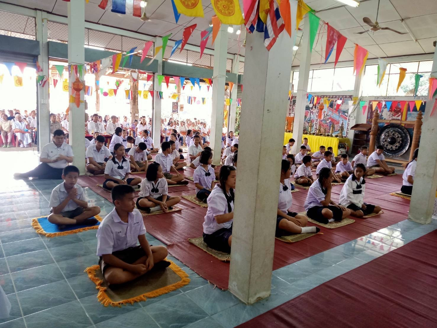 ภาพร่วมพิธีกรรมวัดนาพูน