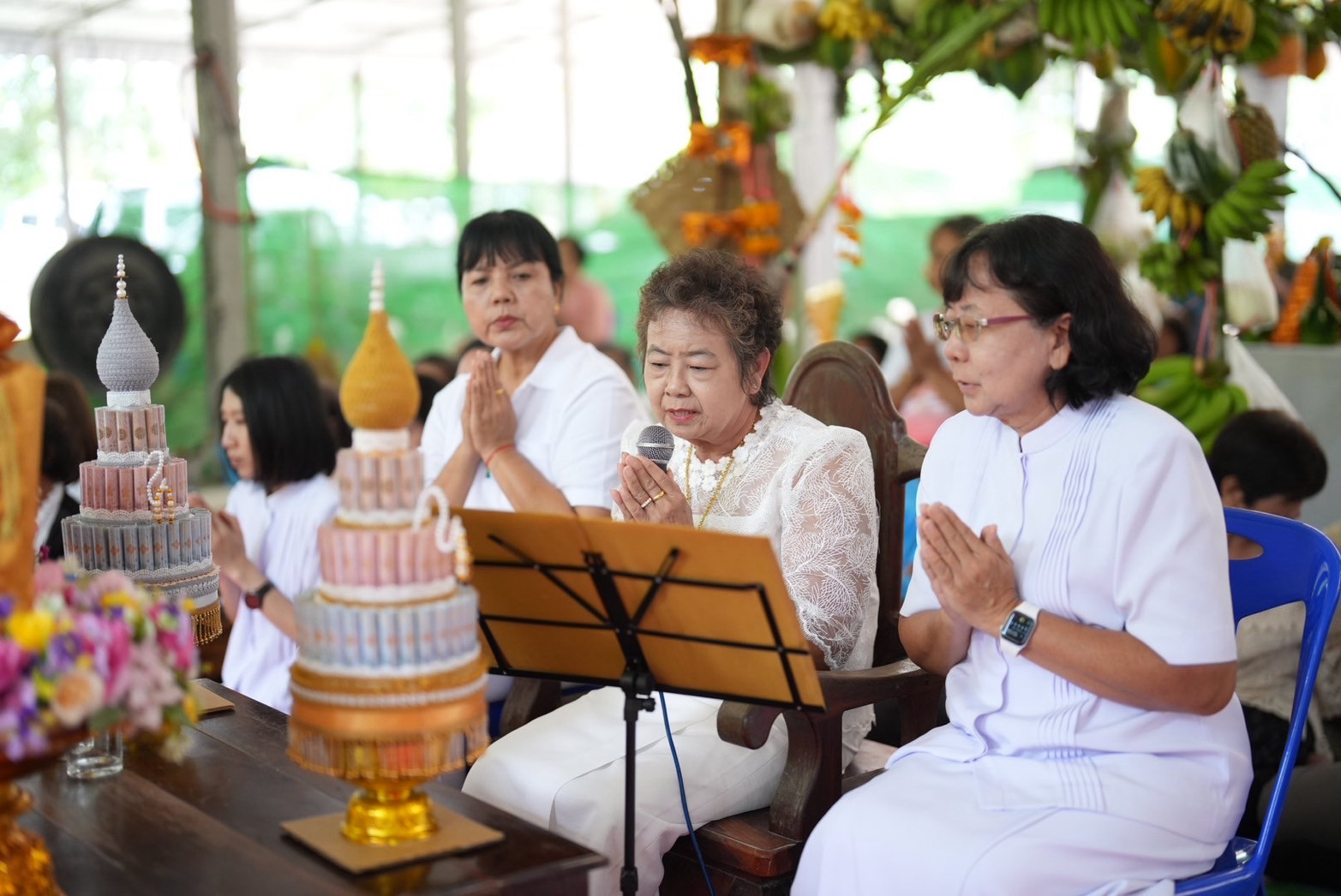 ภาพกล่าวคำถวายกฐินที่พักสงฆ์หนามแท่งน้อย