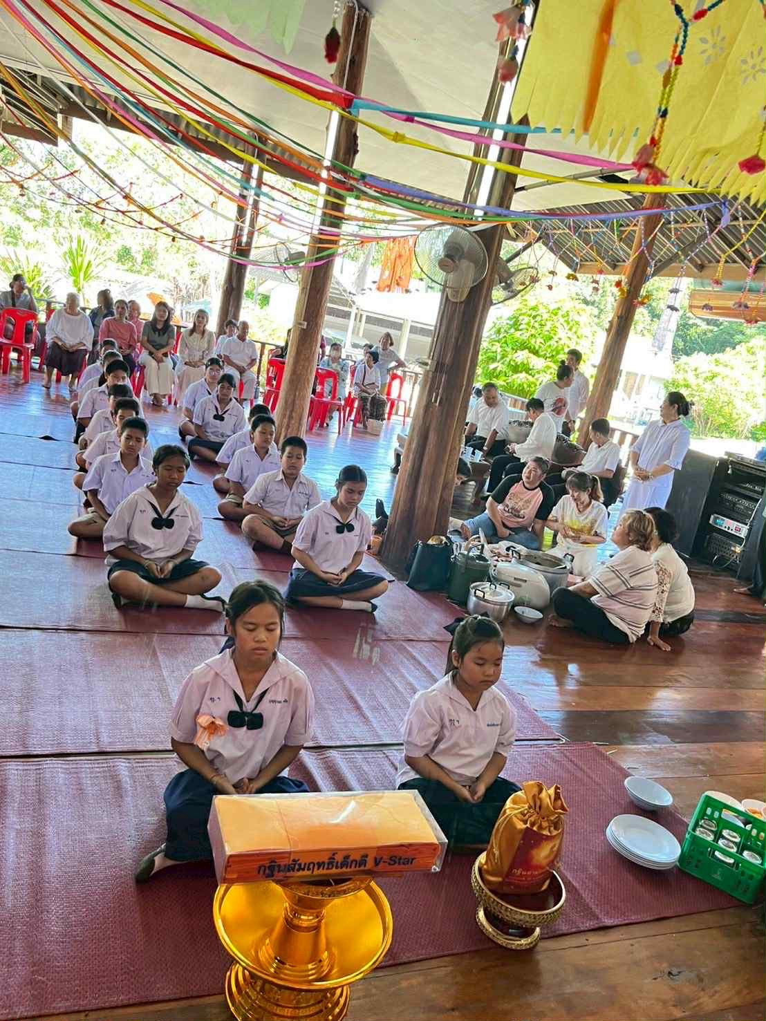 ภาพร่วมพิธีกรรมวัดผาเต่าบำรุง